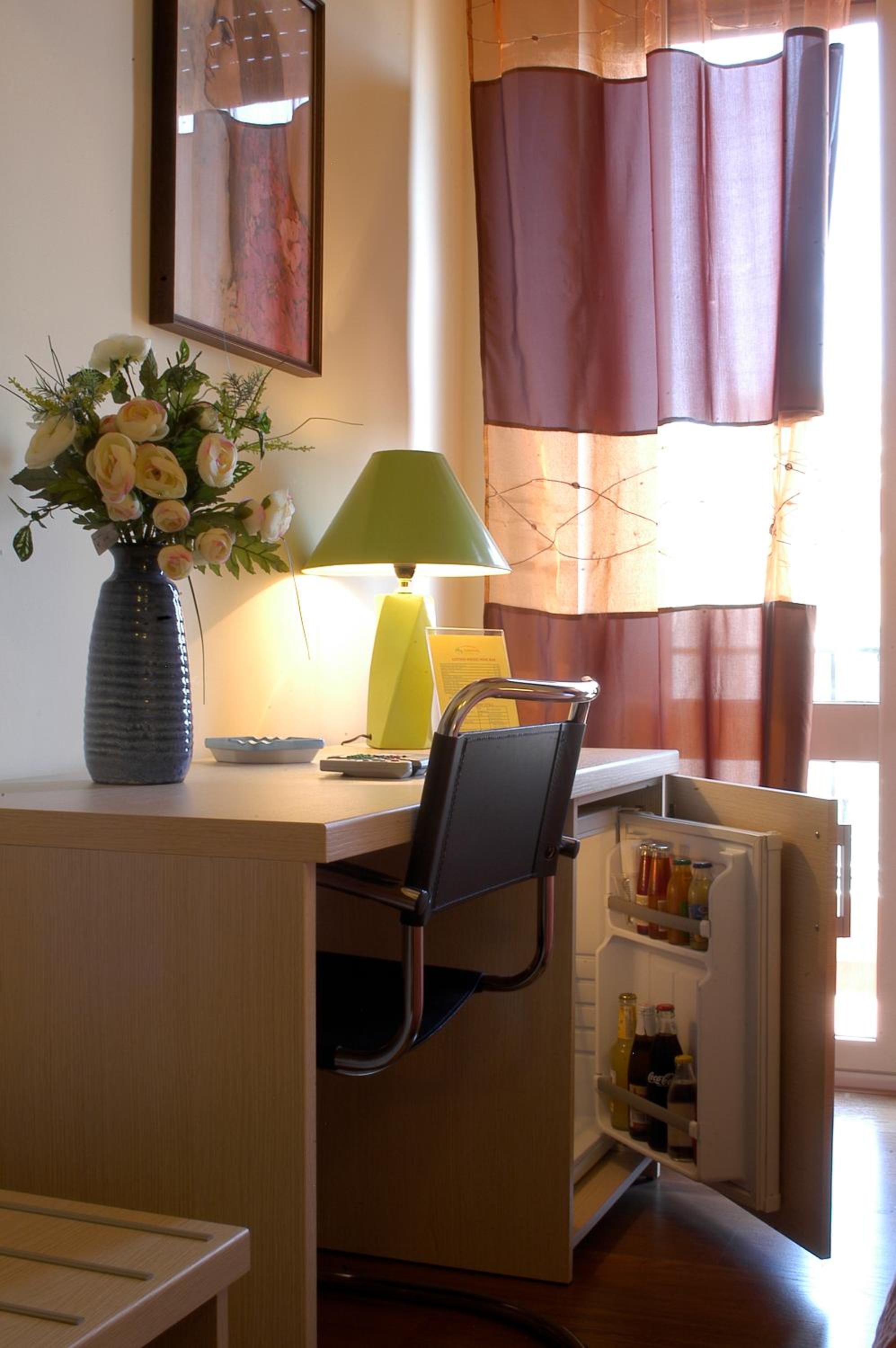 Single Room photo 2