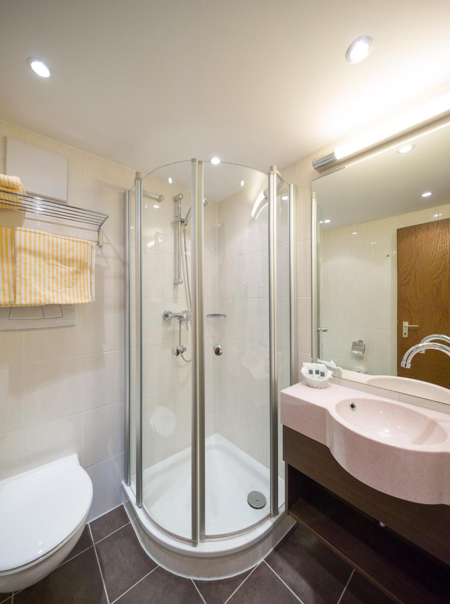 Double Room with Balcony photo 3