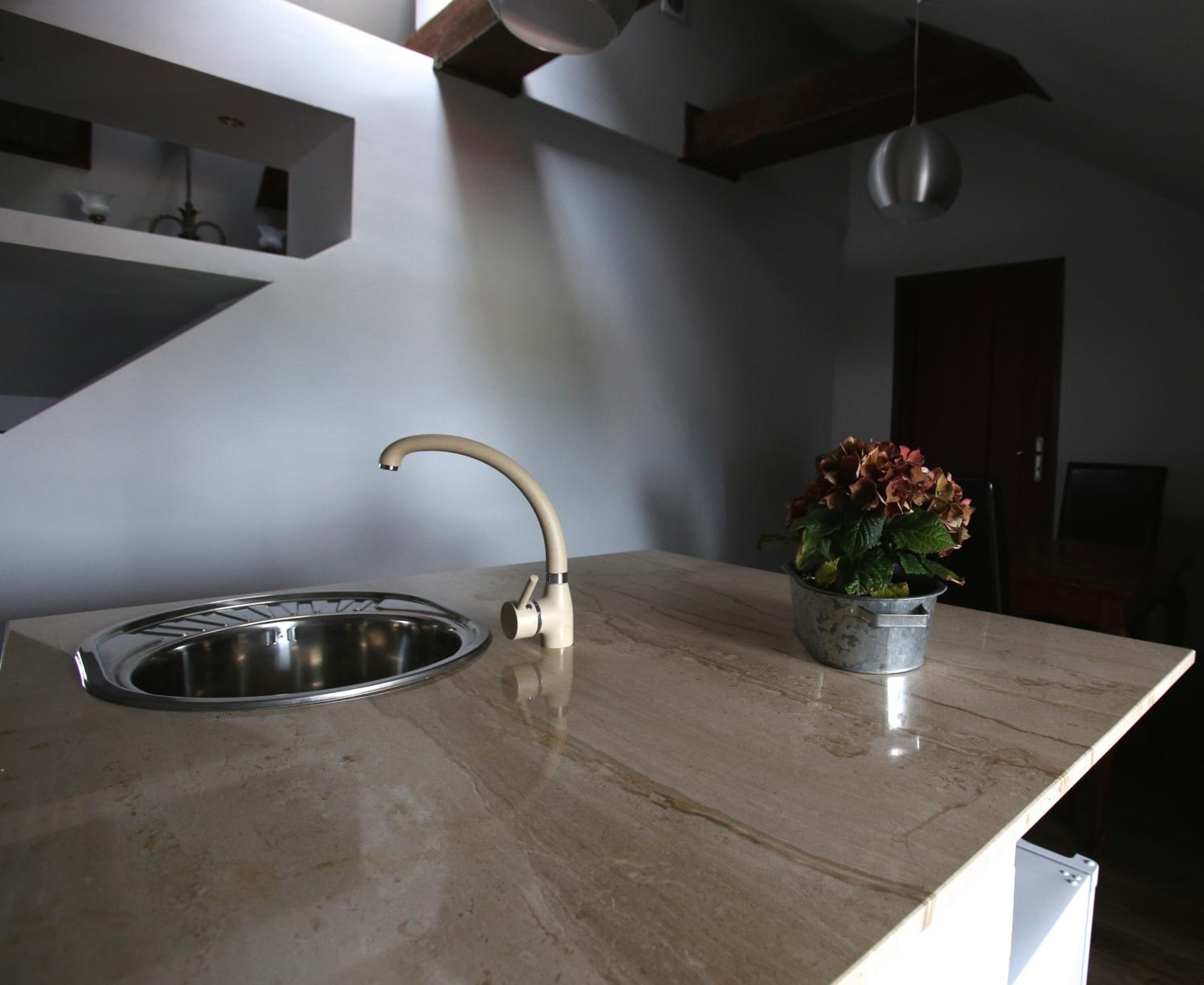 Two-Bedroom Apartment - Photo 5