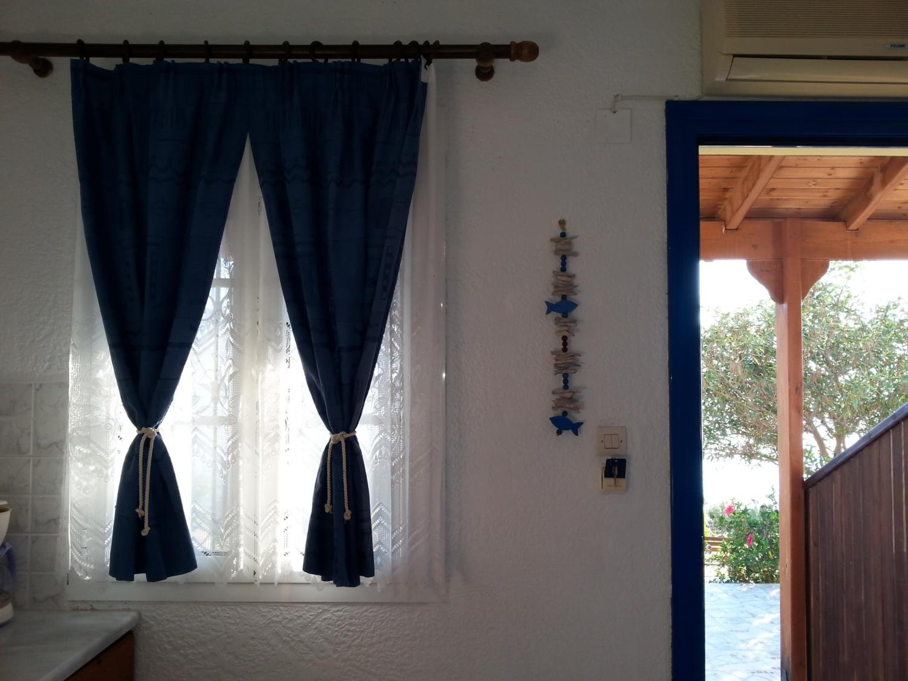 Apartment with Sea View - Photo 17