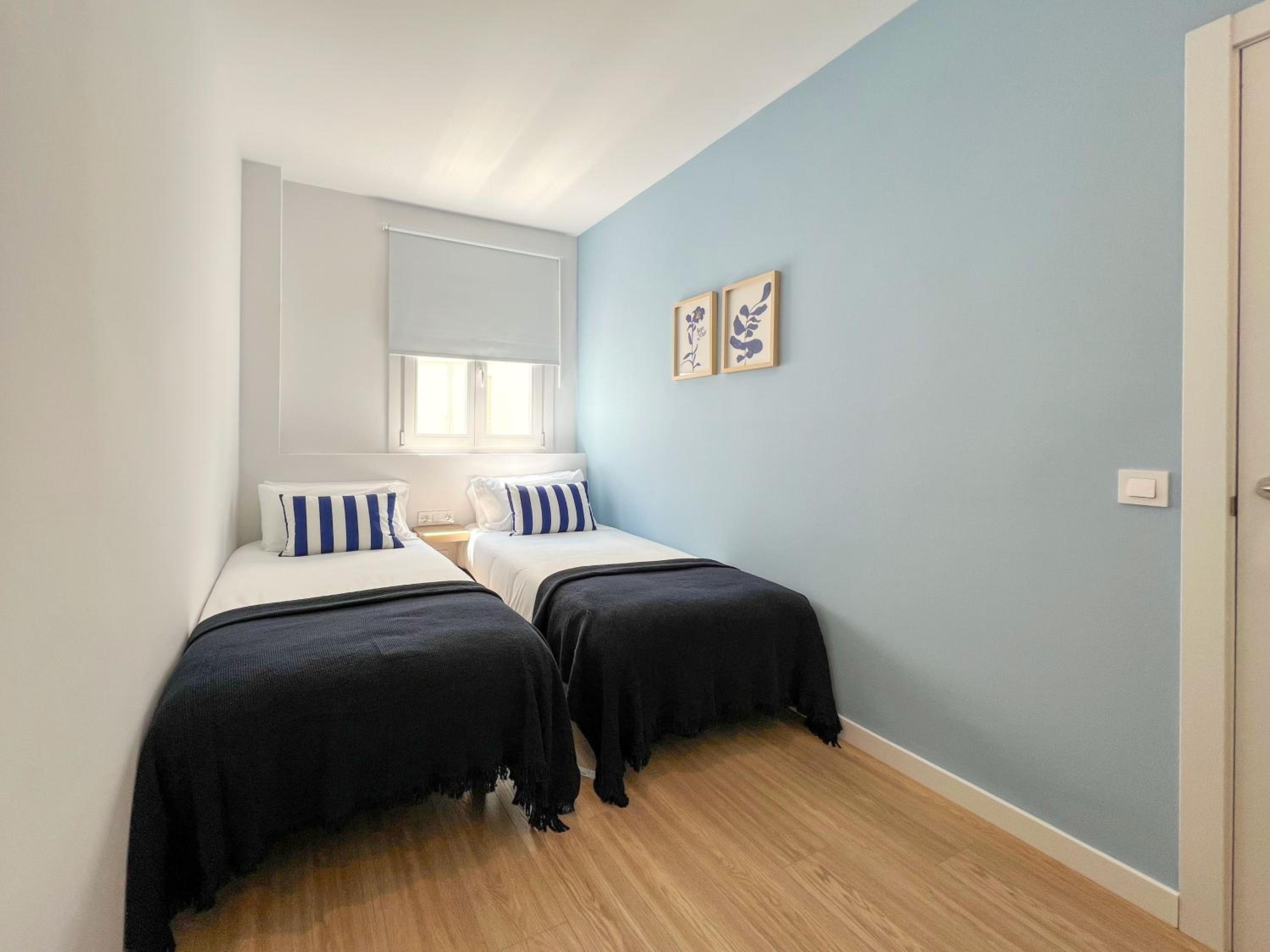 Apartment with Terrace photo 3