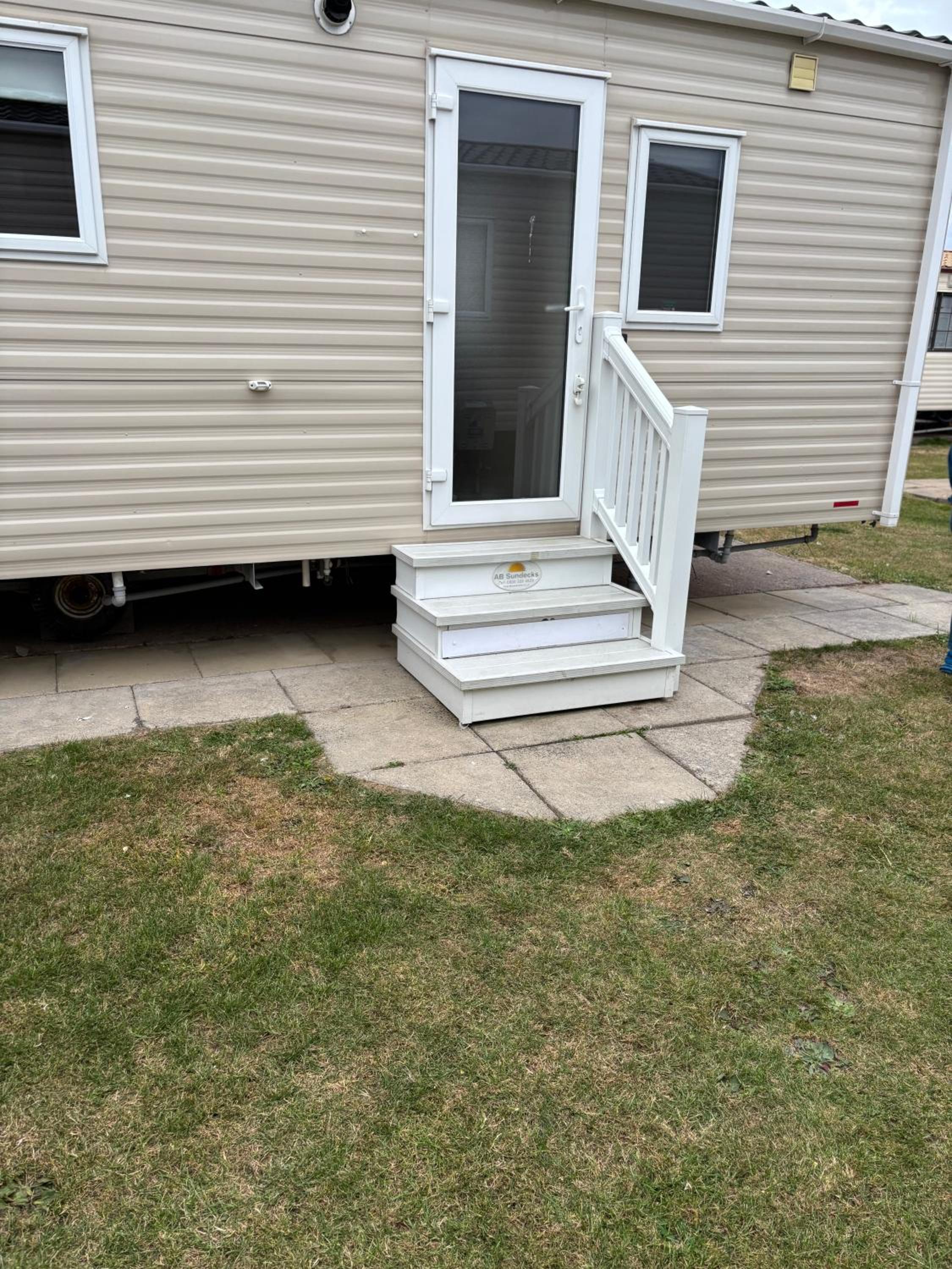 Mobile Home photo 1