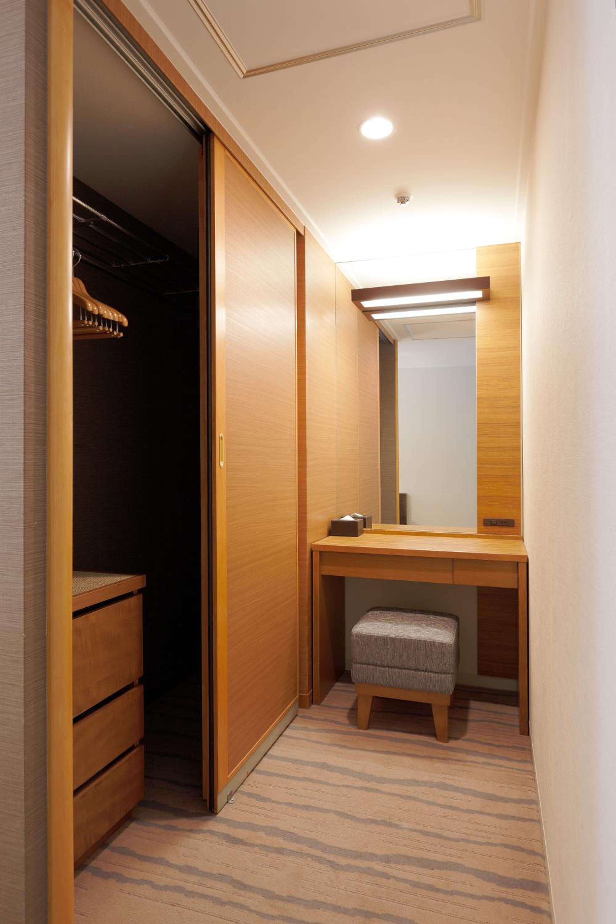 Superior Twin Room – Non-Smoking photo
