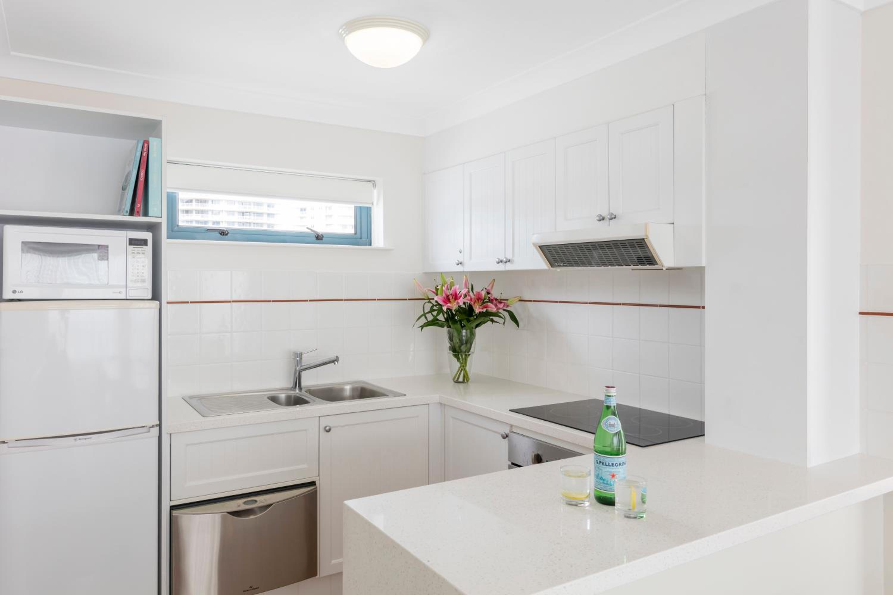 Two-Bedroom Apartment - Photo 6