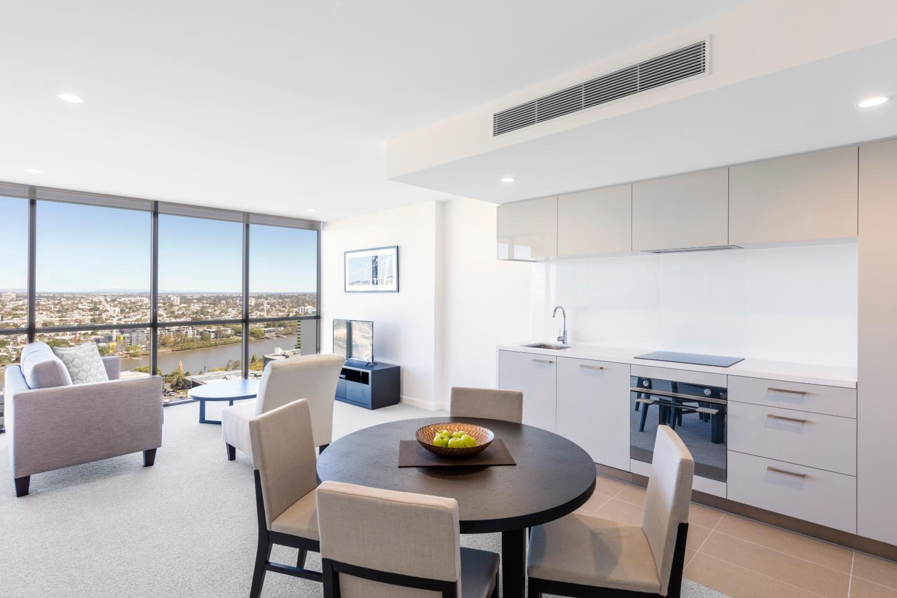 One-Bedroom Apartment with Riverview - No Housekeeping