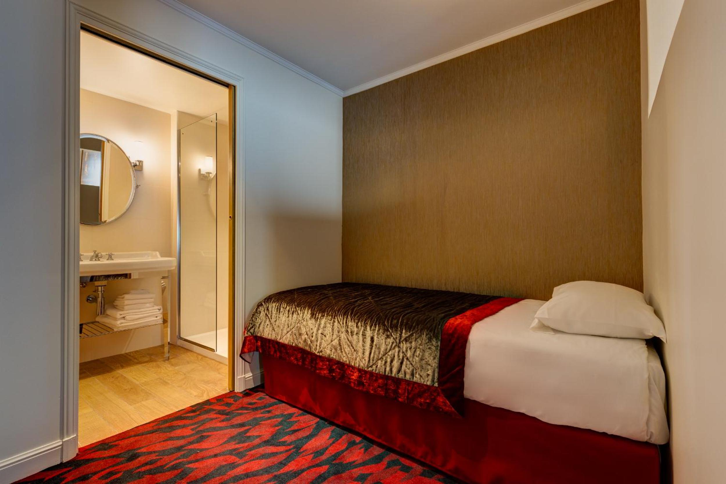 Triple Room photo 2