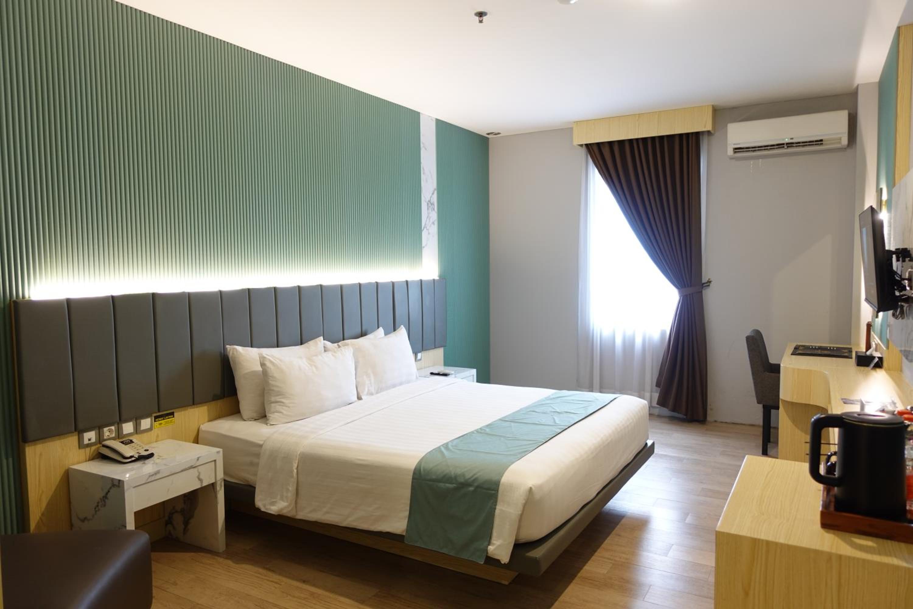Double or Twin Room photo 3