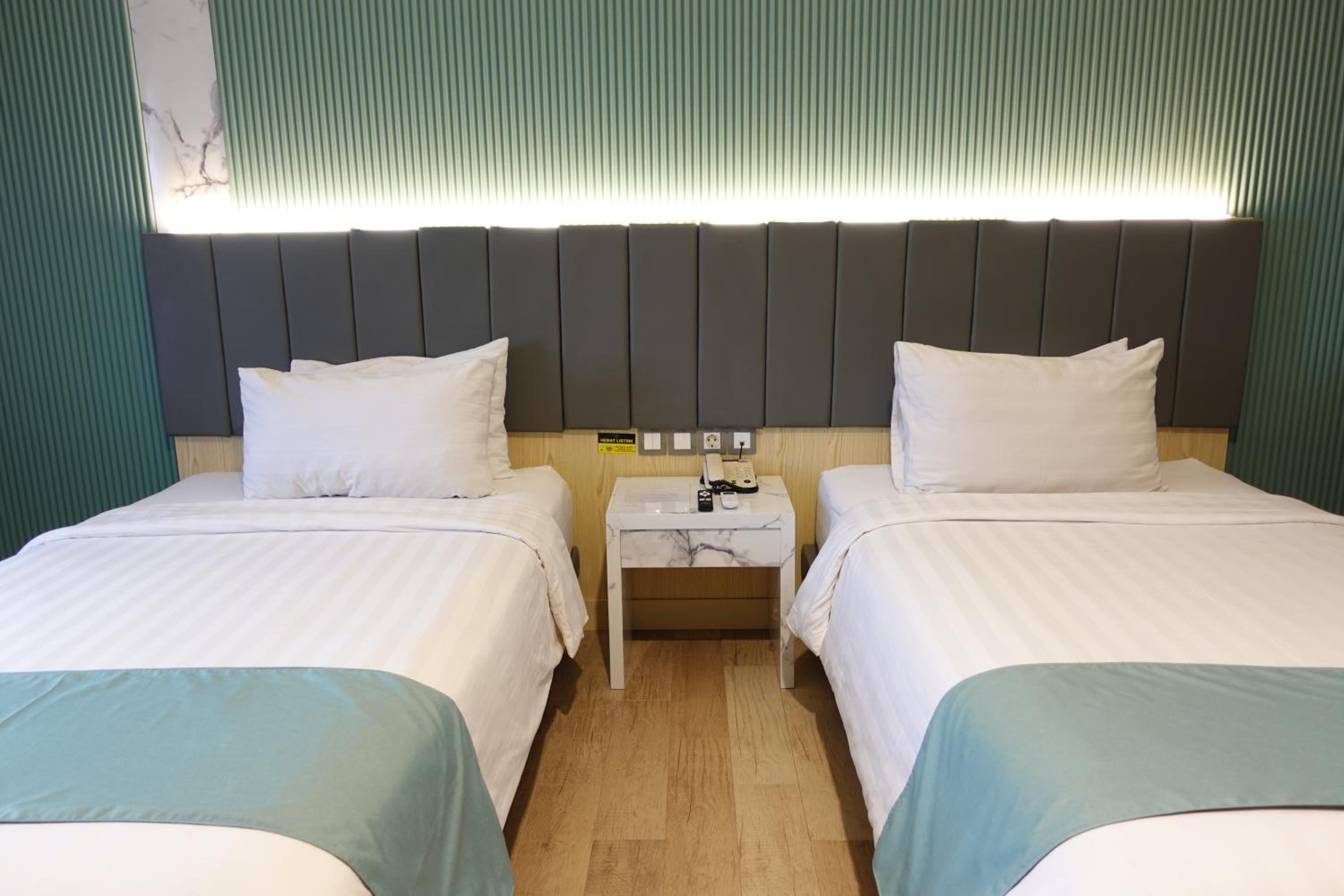 Double or Twin Room photo 2