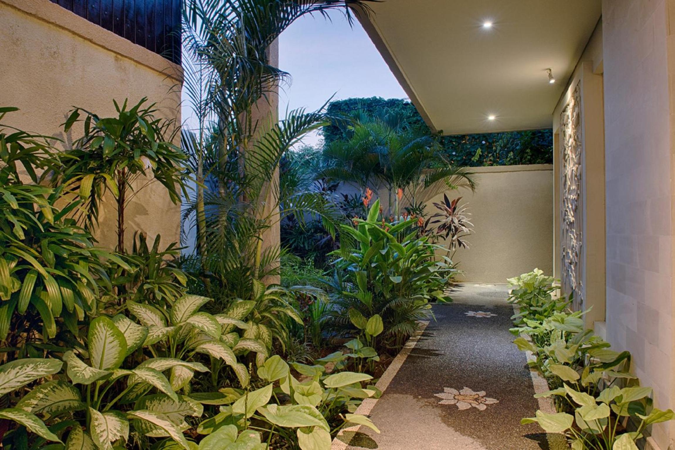Deluxe Two-Bedroom Villa with Private Pool - Photo 12