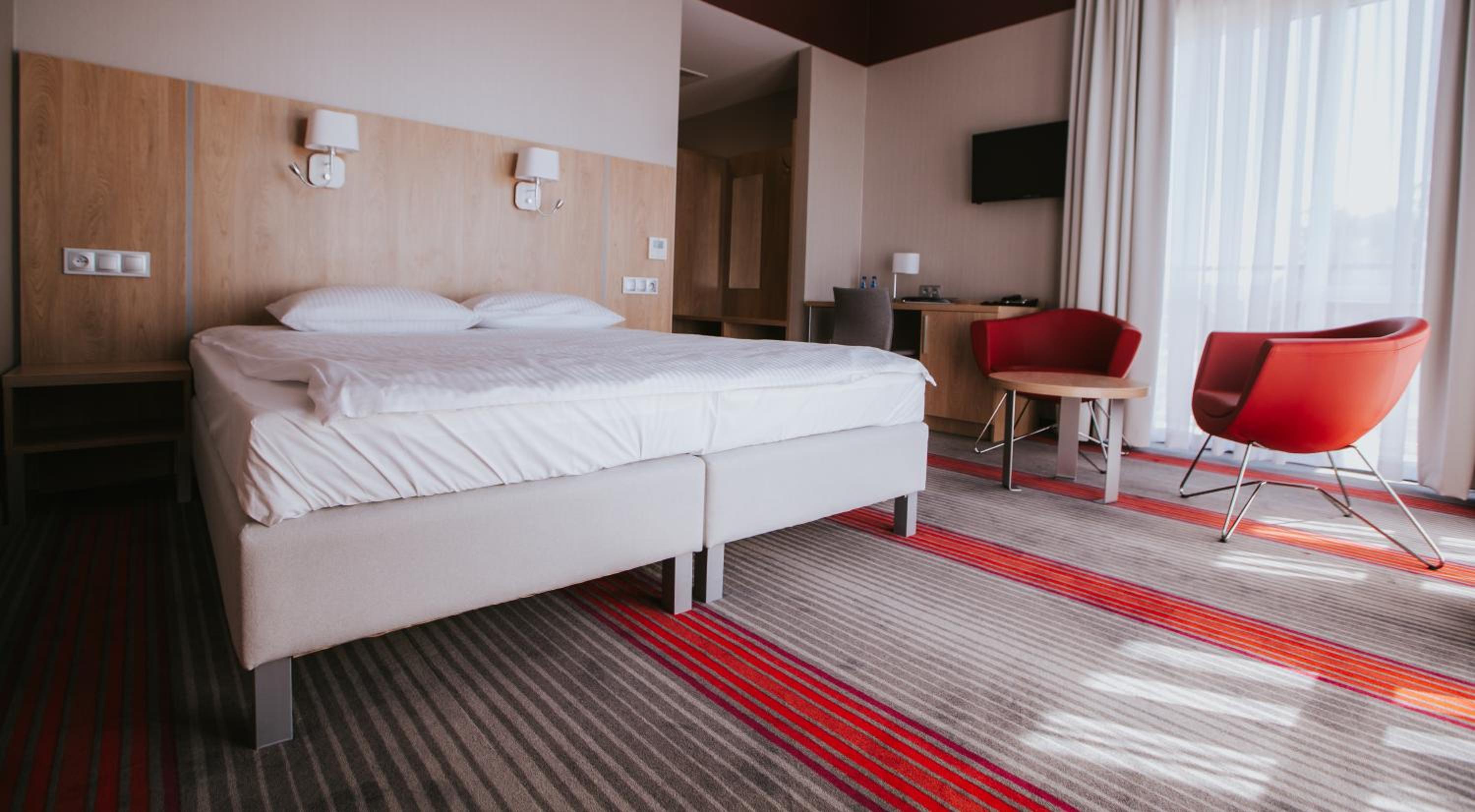 Twin Room - Disability Access photo 1