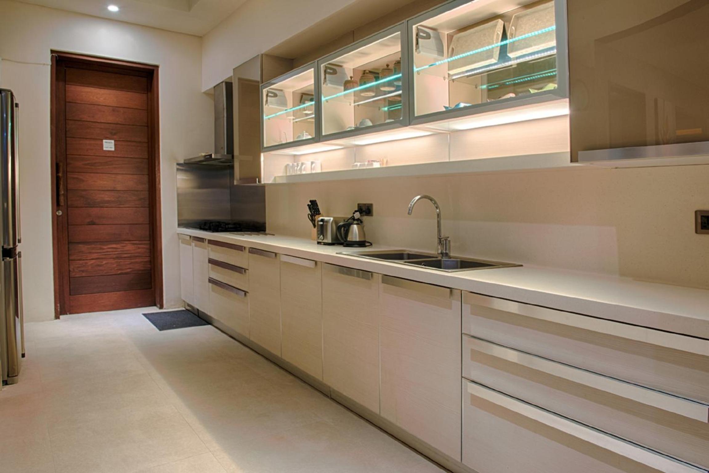 Deluxe Two-Bedroom Villa with Private Pool - Photo 6
