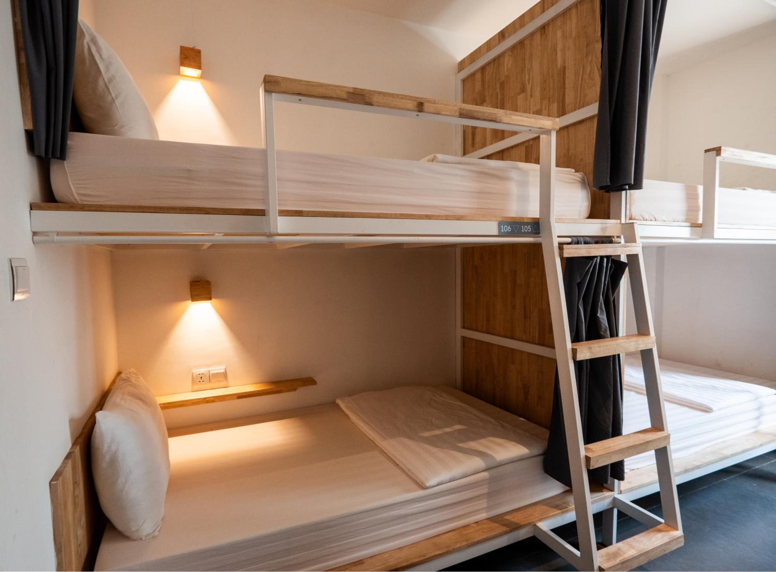 Bed in 4-Bed Mixed Dormitory Room photo 3