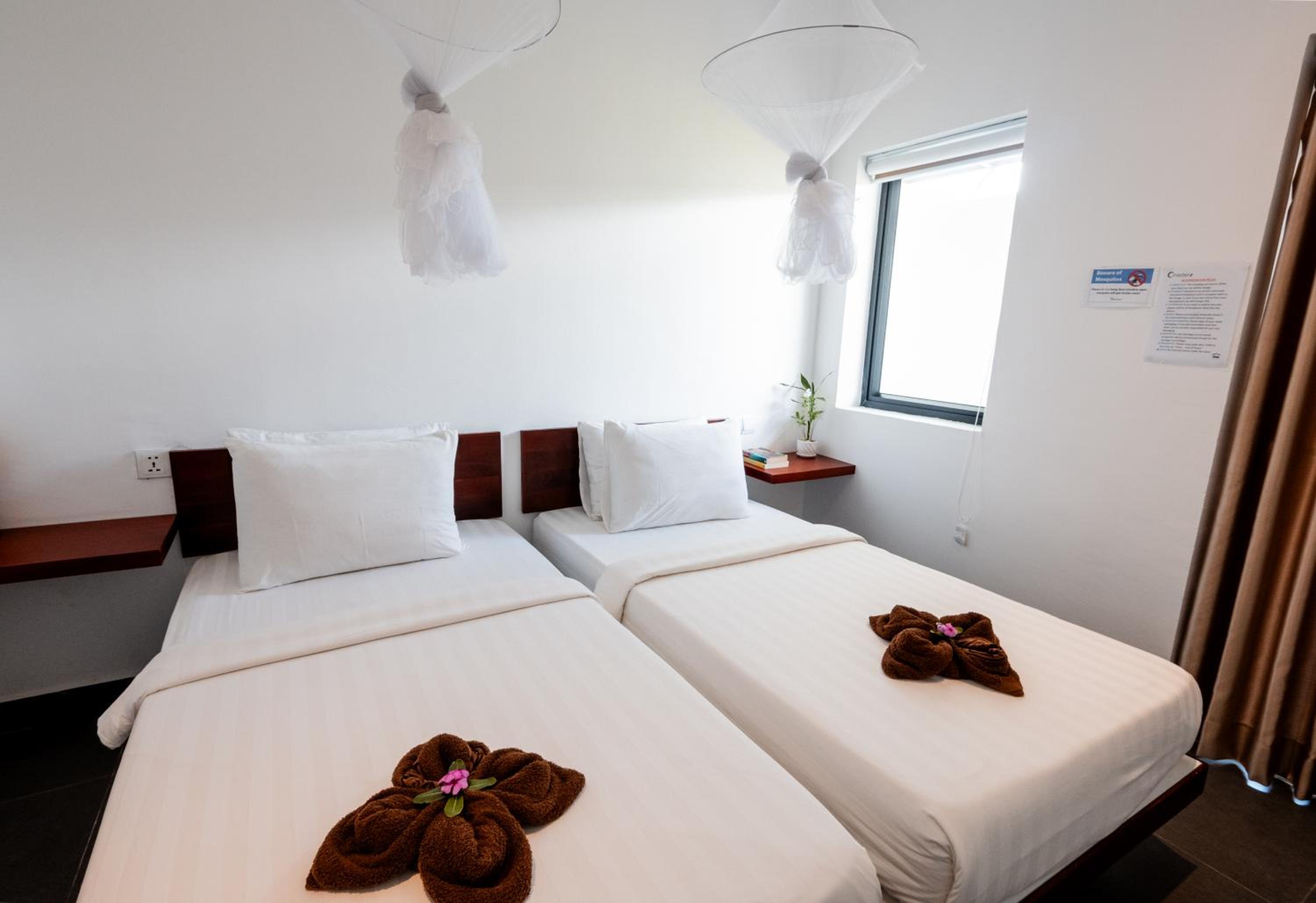 Superior Twin Room with Balcony - Photo 2
