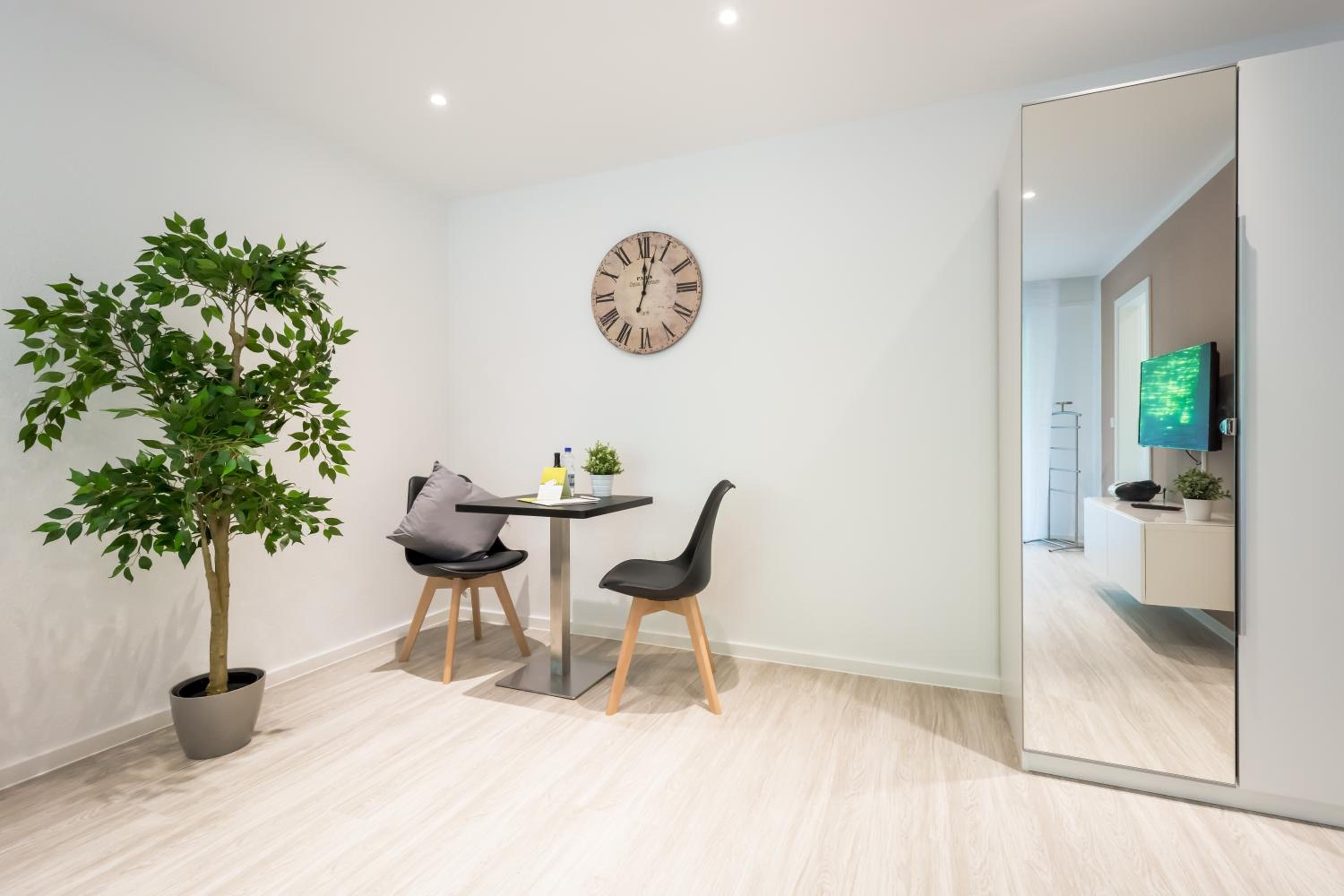 Studio Apartment