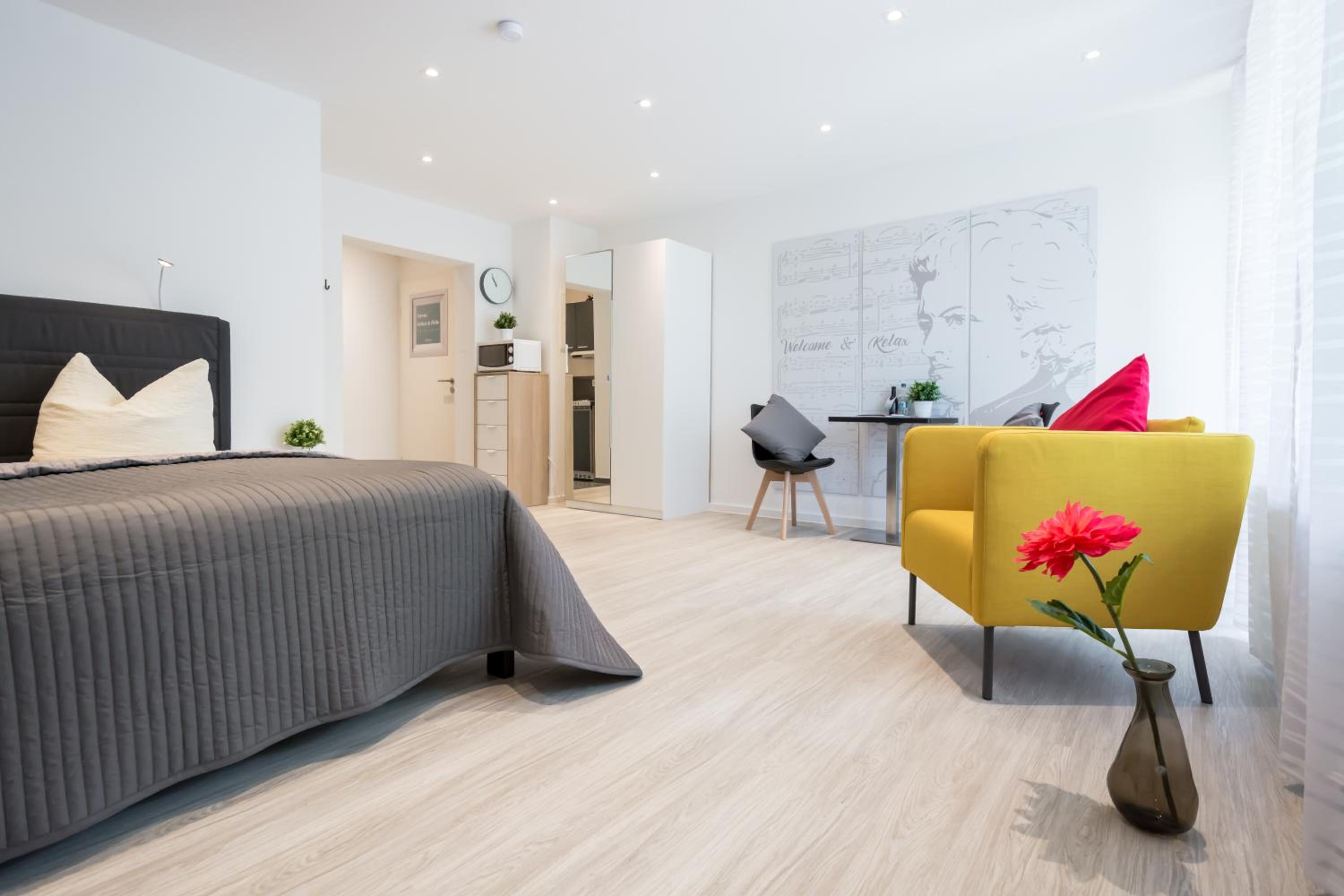 Studio Apartment