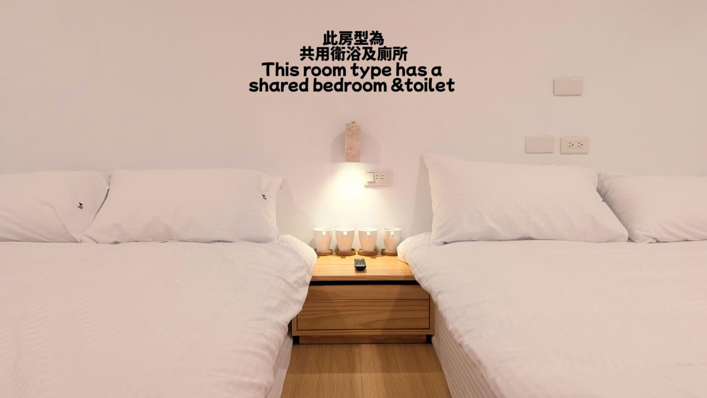 Quadruple Room with Shared Bathroom, photo 7