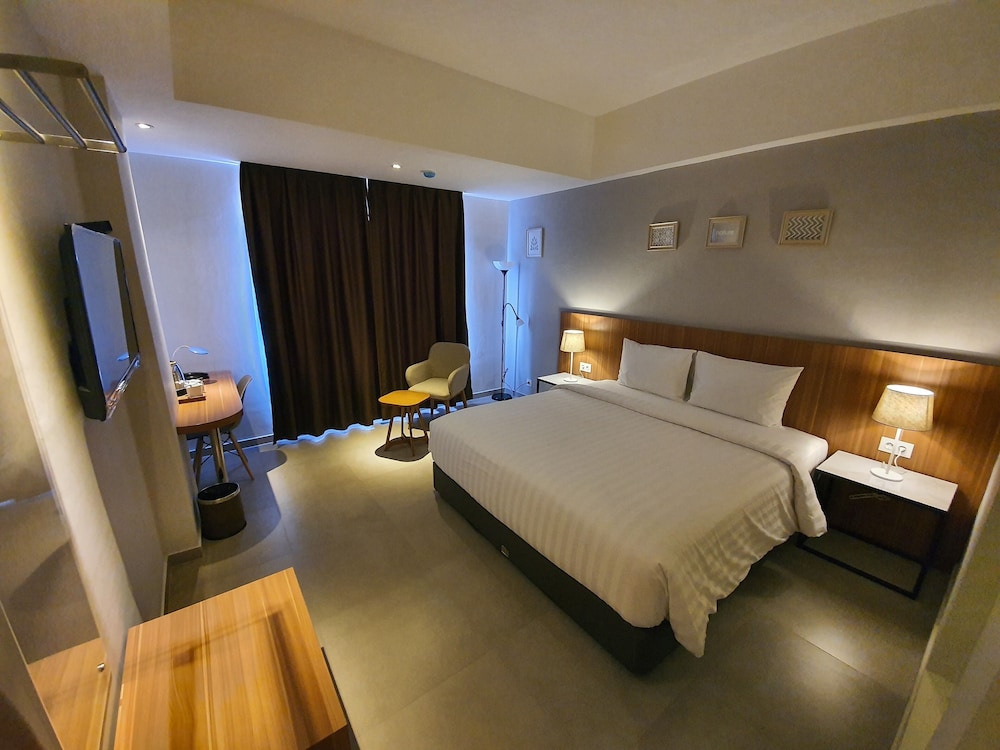 Deluxe Double Room - Photo 1