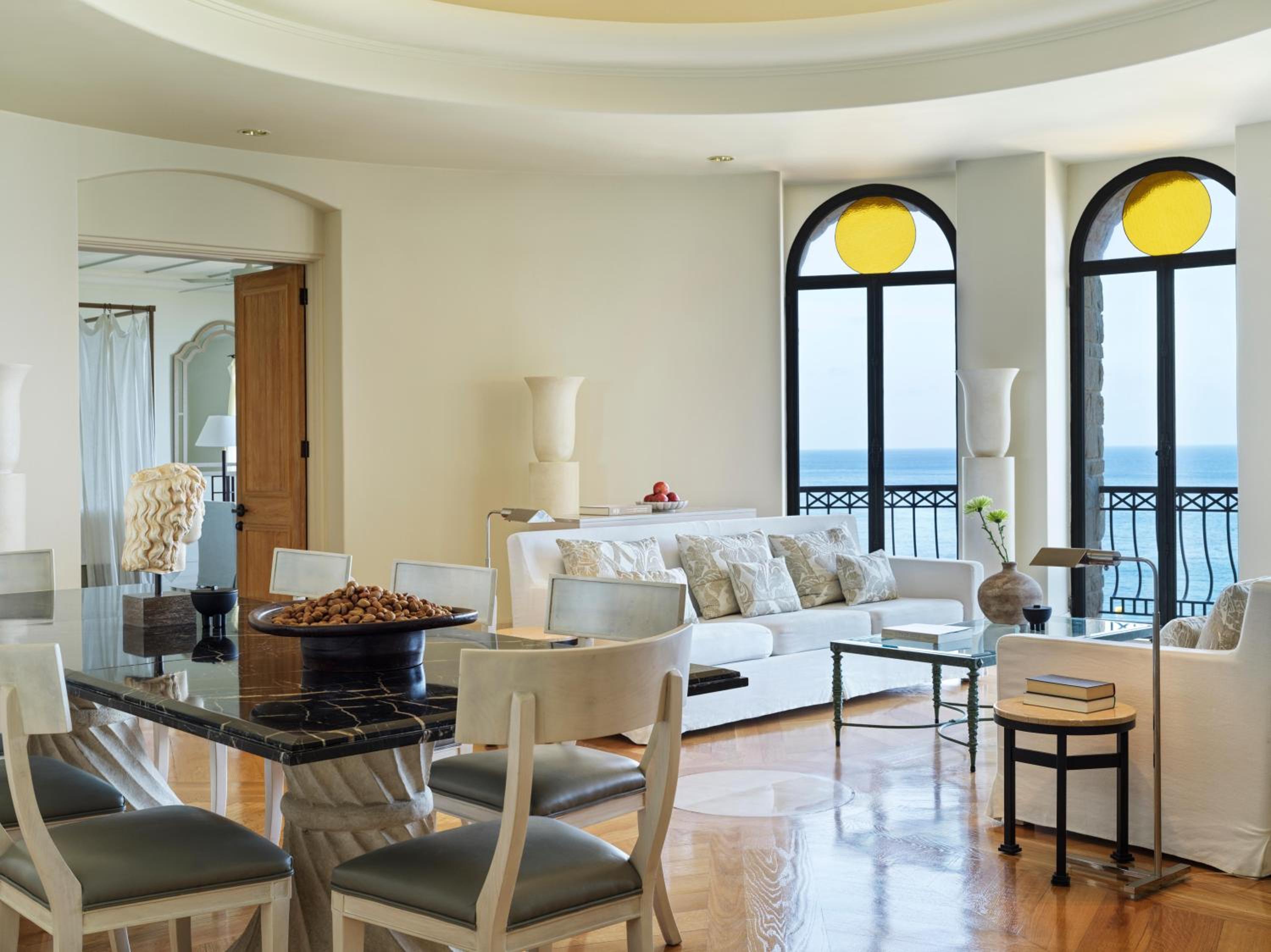 Anax Suite – Two Bedroom photo 2