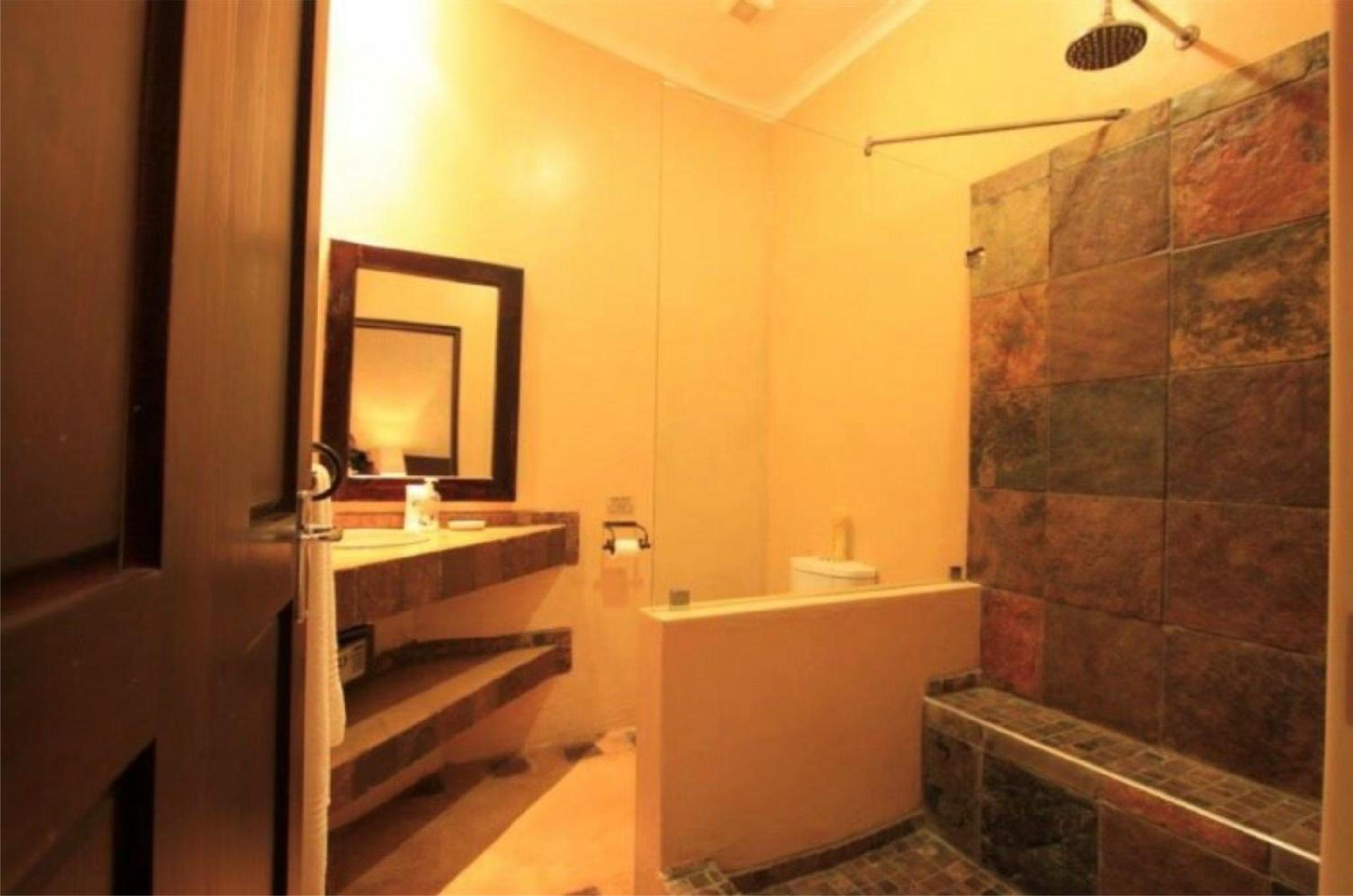 Double or Twin Room with Shower photo 2