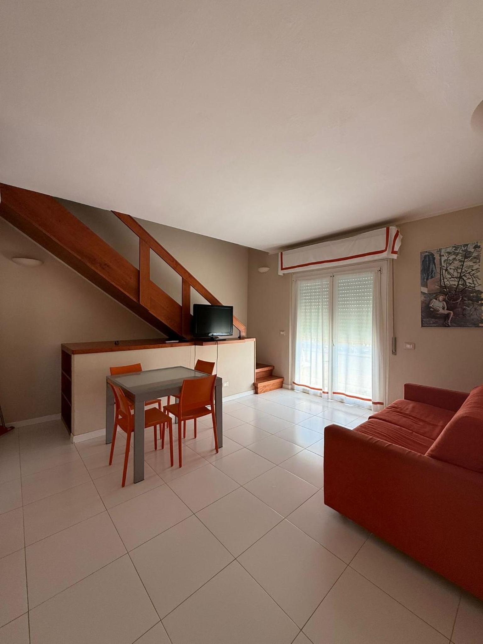 Two-Bedroom Deluxe Apartment with Balcony photo 1