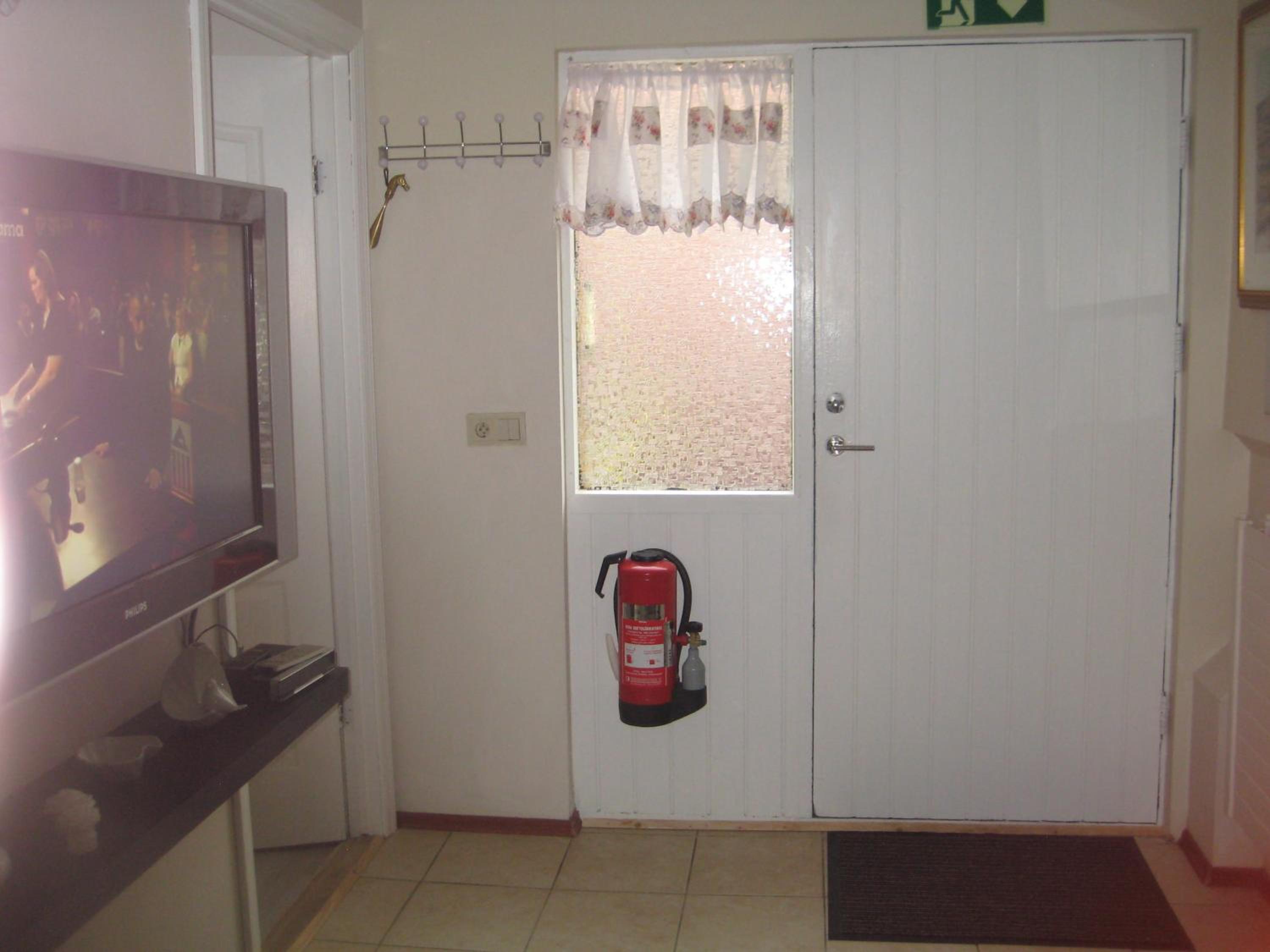 Apartment with Sauna - Photo 18