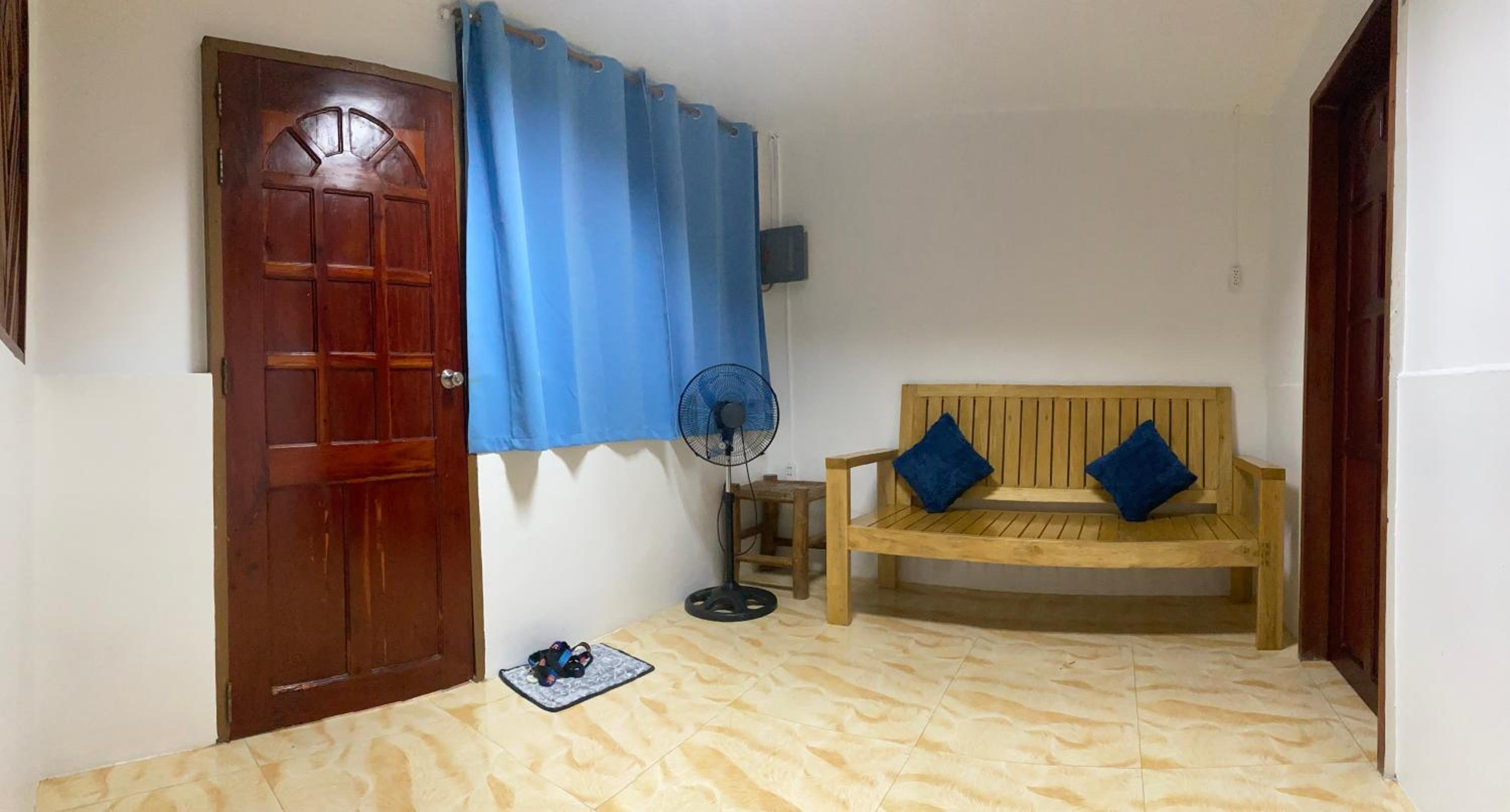 Standard Triple Room photo 2