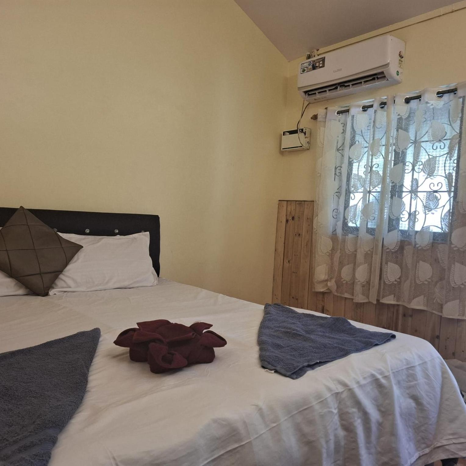 Deluxe Double Room with Bath photo 2