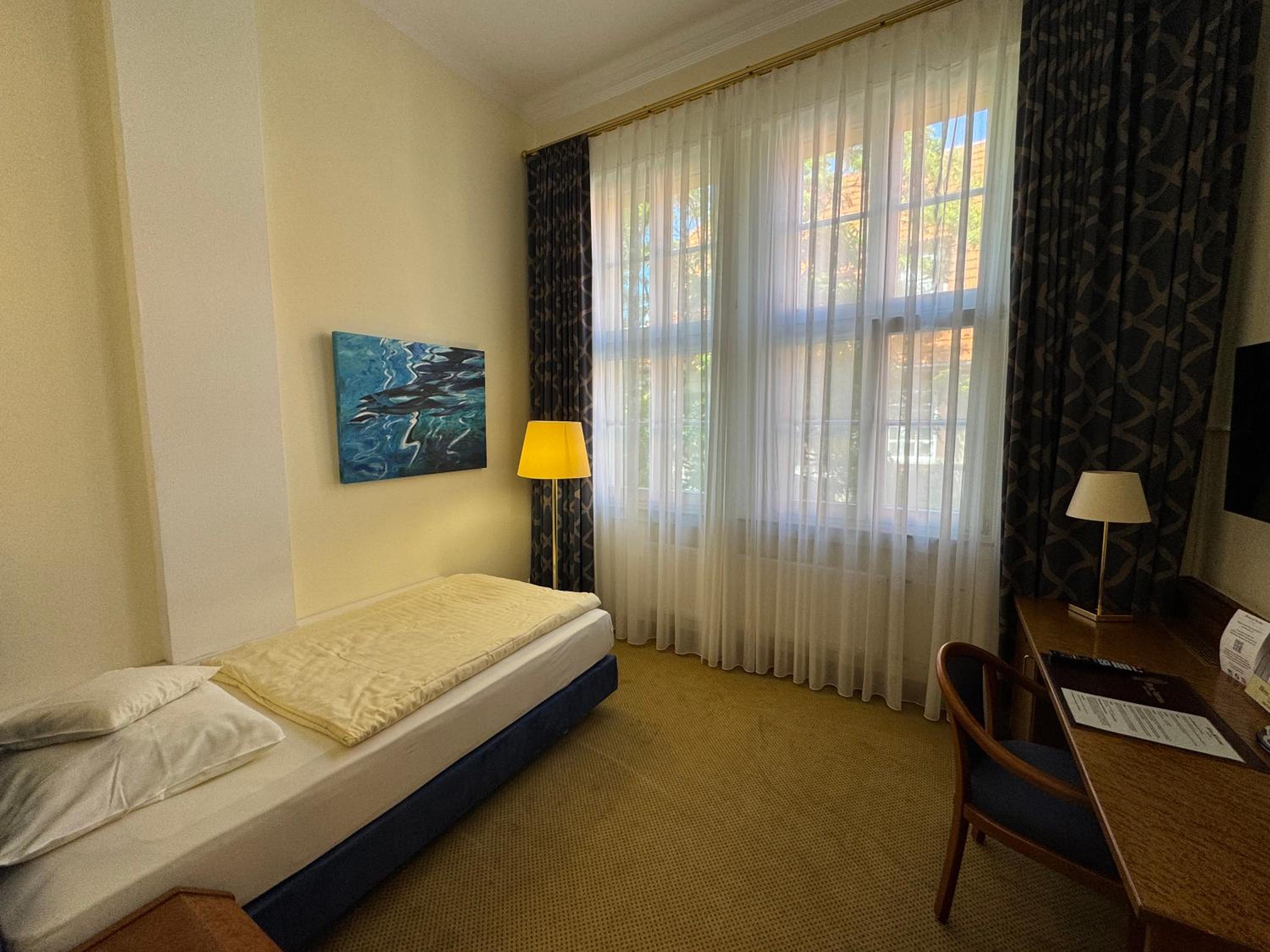 Comfort Single Room