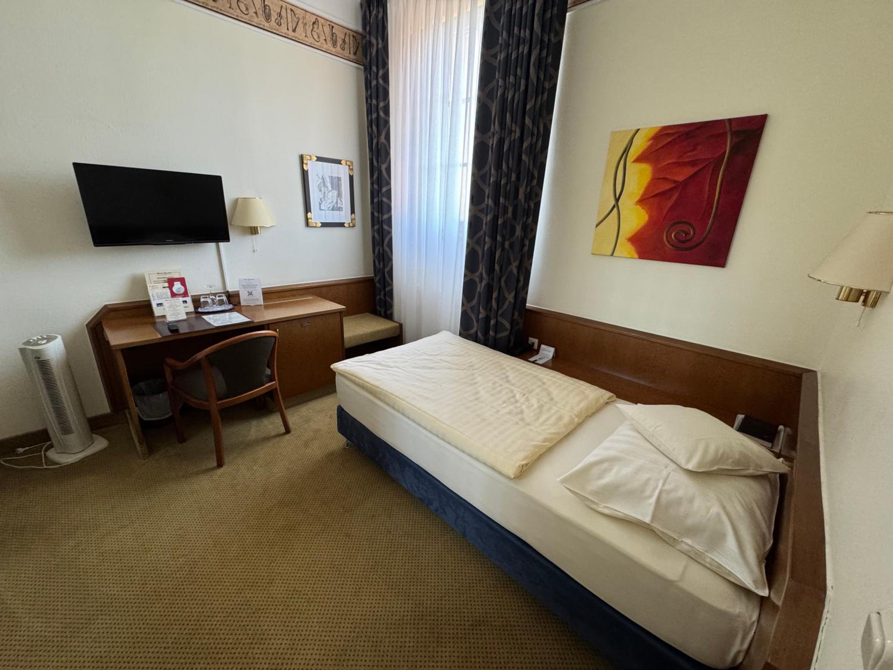 Standard Single Room