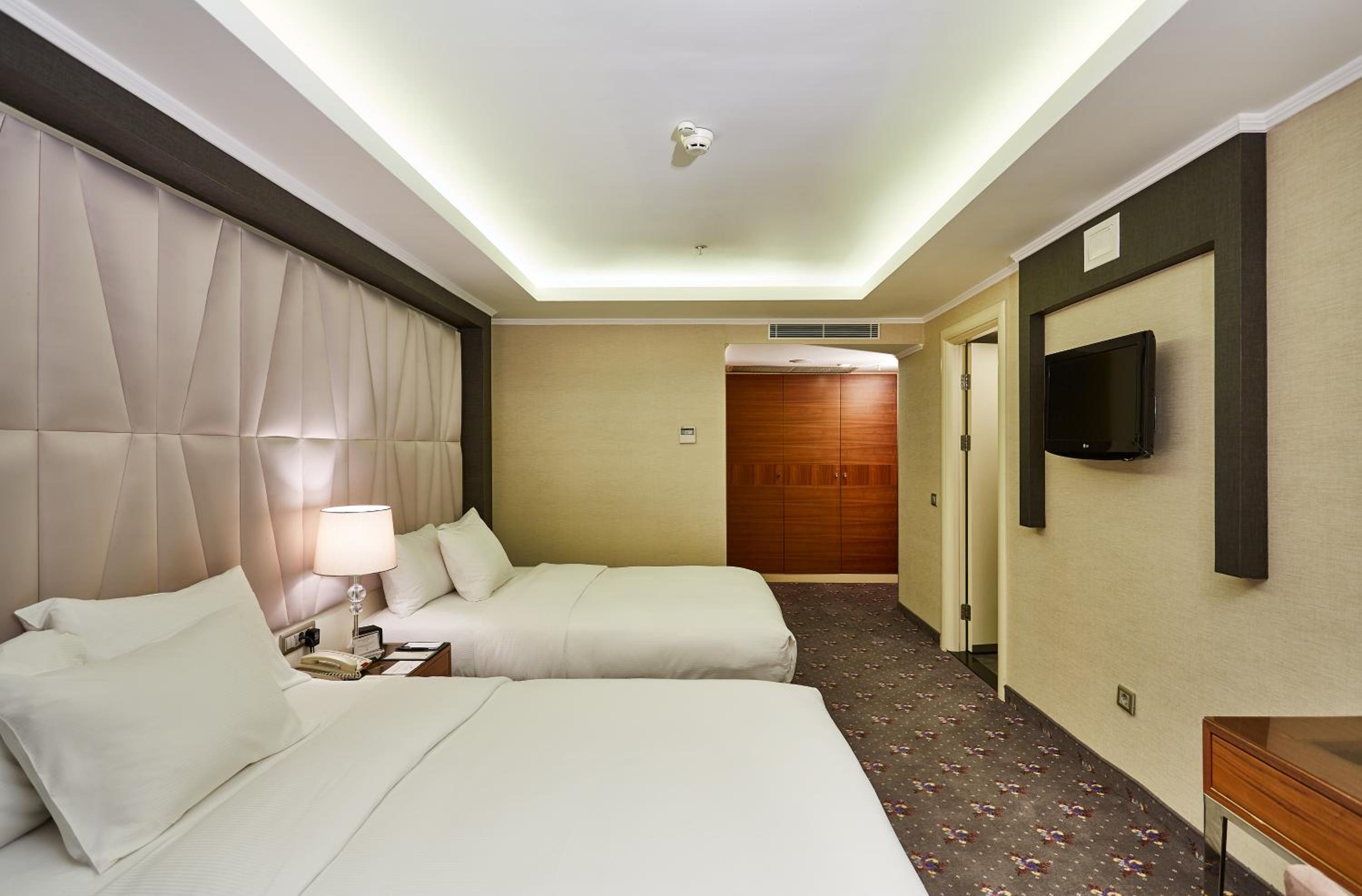 Twin Room with Sea View