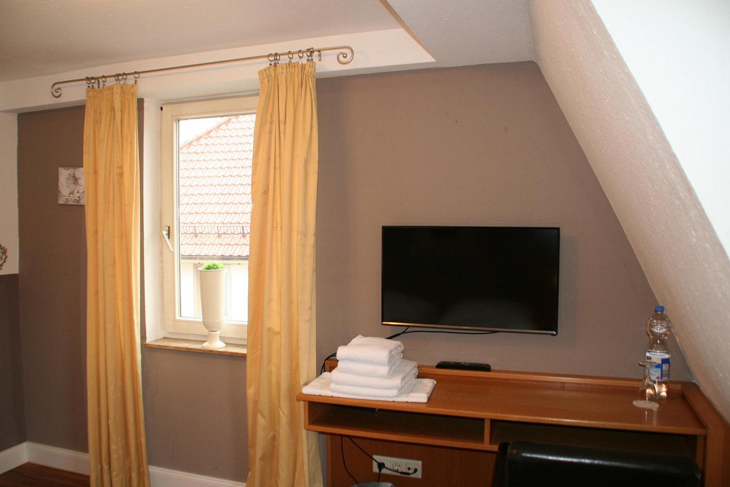 Single Room photo 3