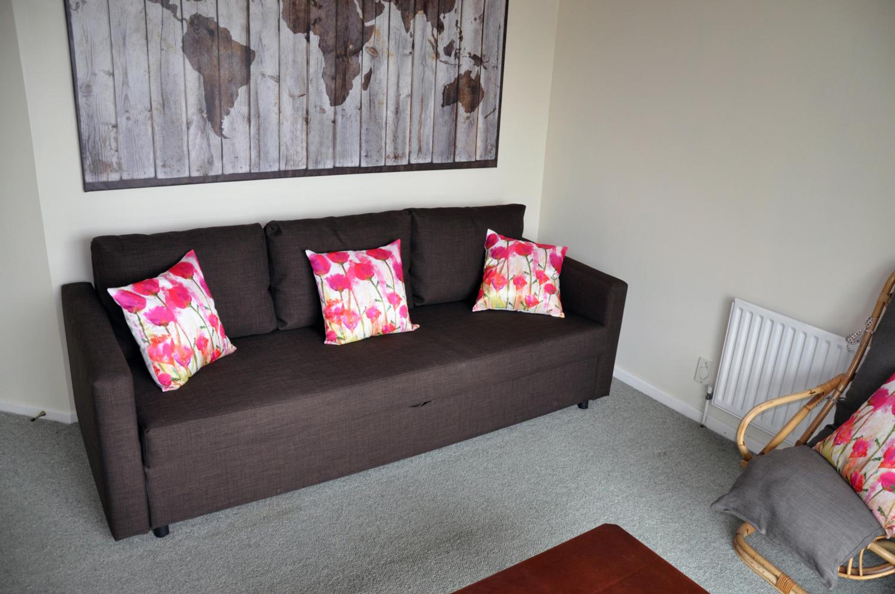 Apartment - Ground Floor photo 3