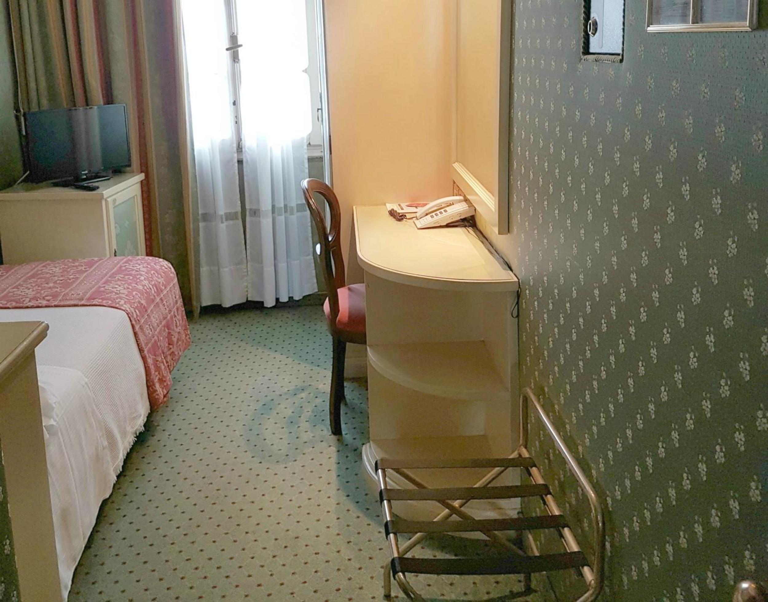 Economy Single Room