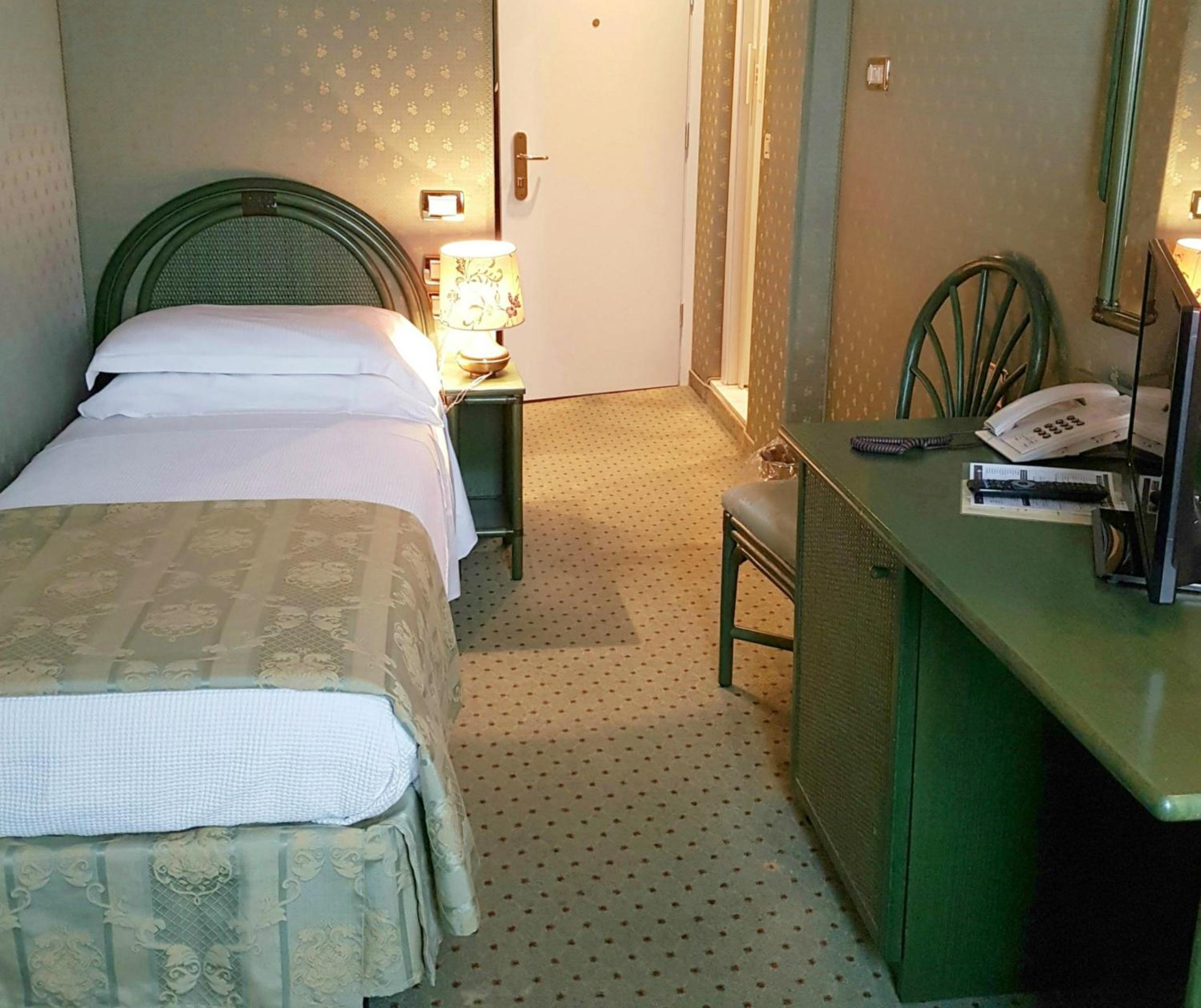 Economy Single Room