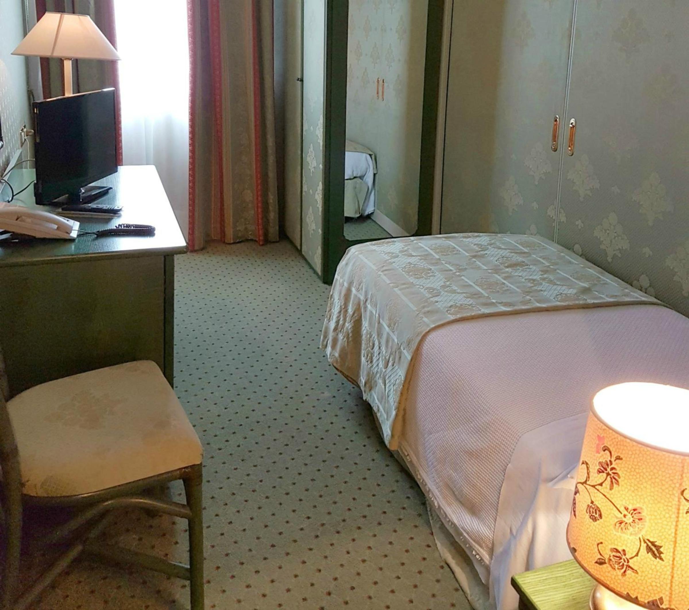 Economy Single Room