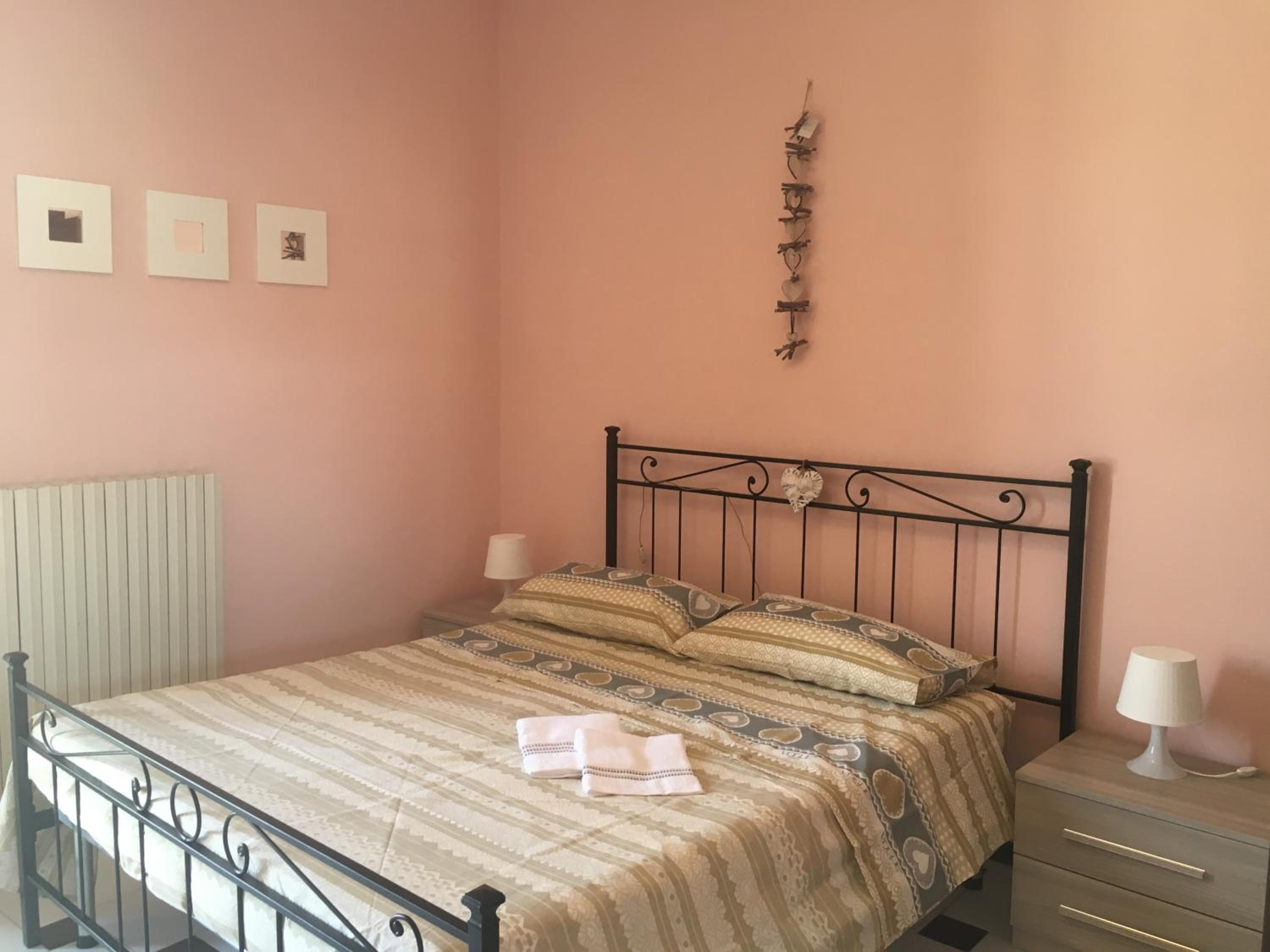 Triple Room with Private Bathroom - Photo 1