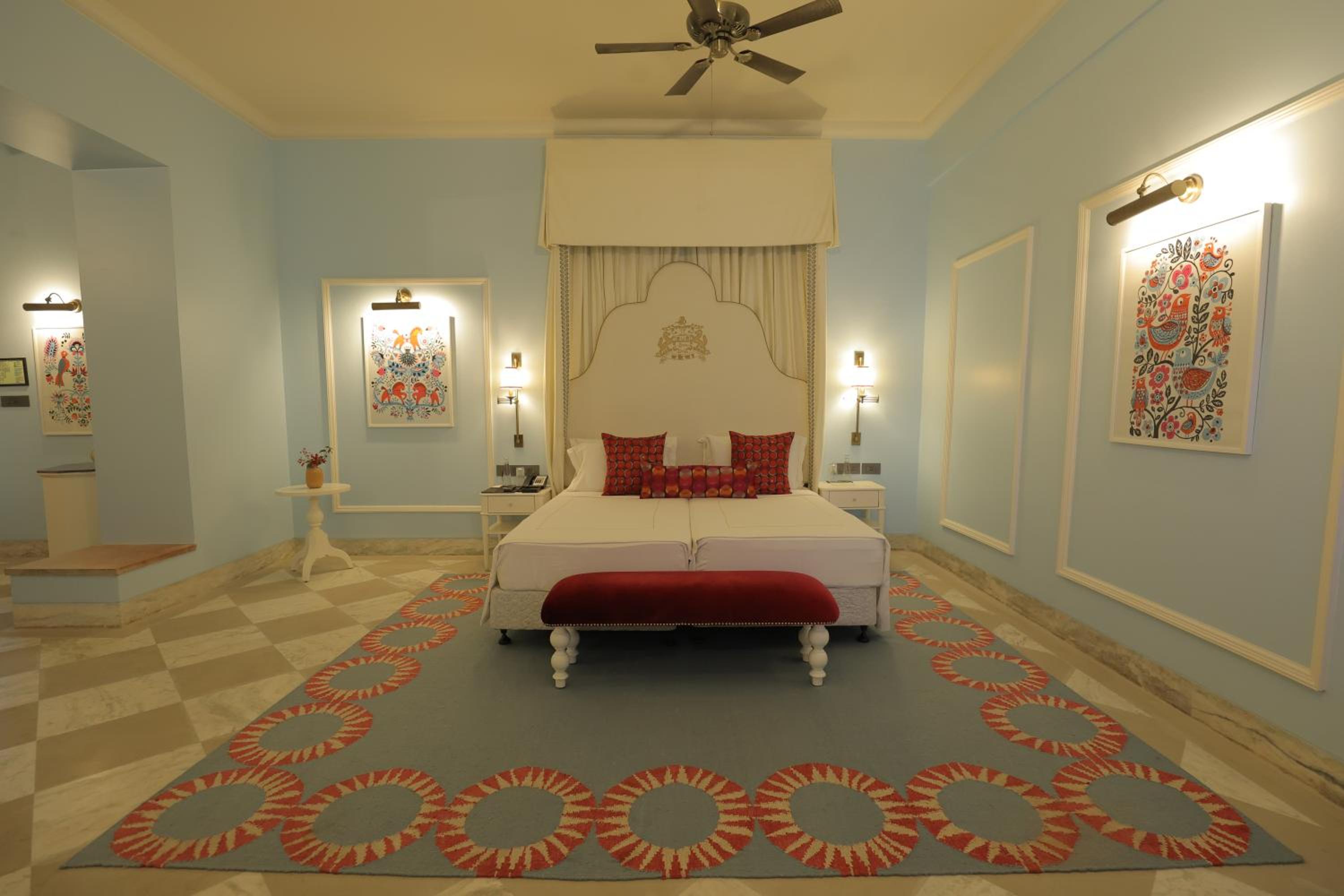 Grand Luxury Twin Bed Room - includes 15% off on Spa and Laundry - Photo 2