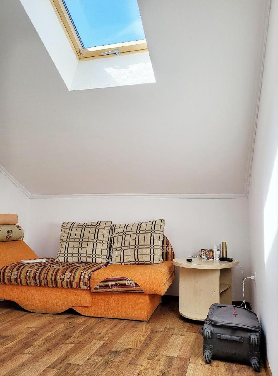 Budget Double Room photo 3