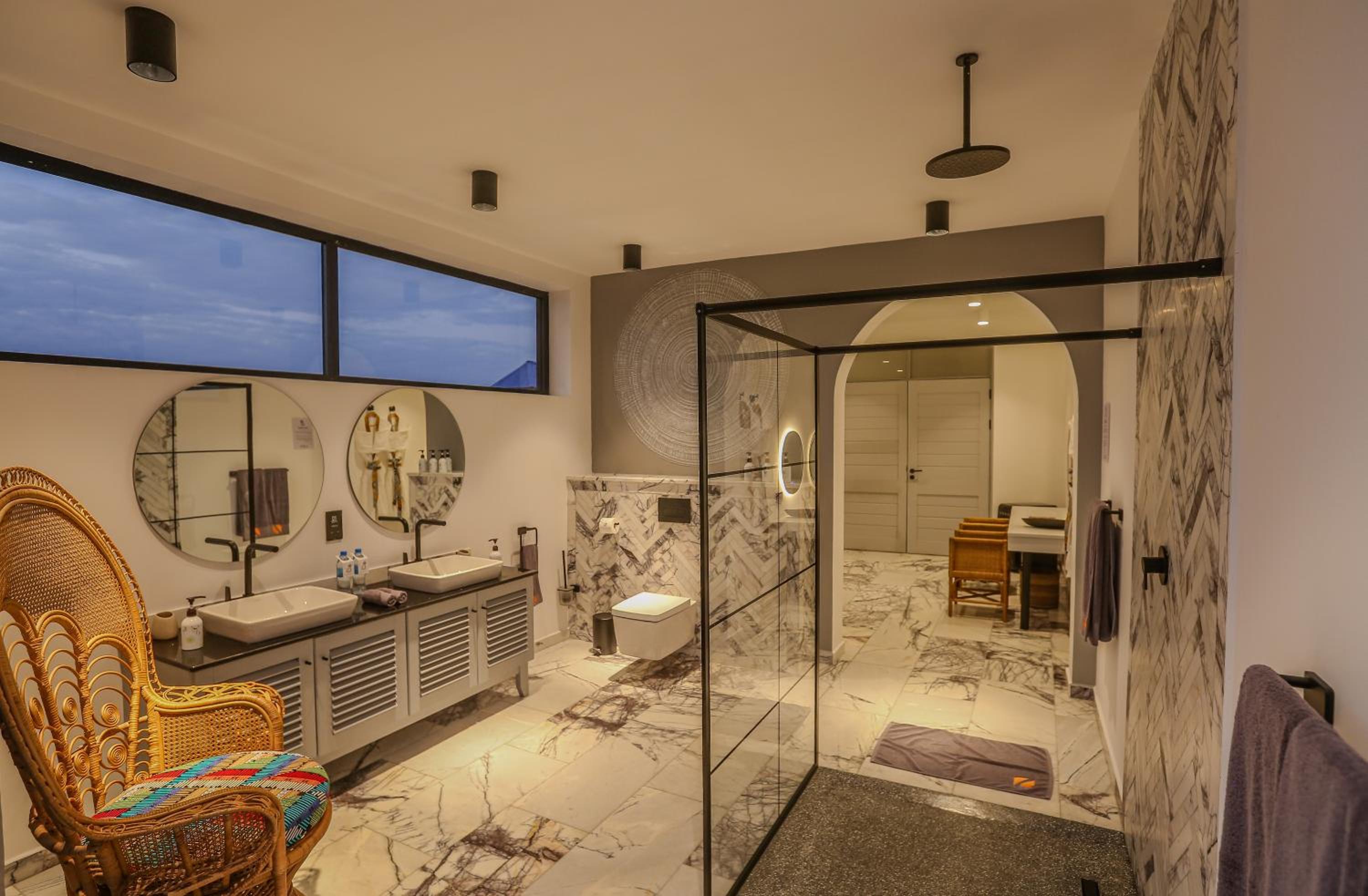 Z2 Rooftop Suite Partial Sea View