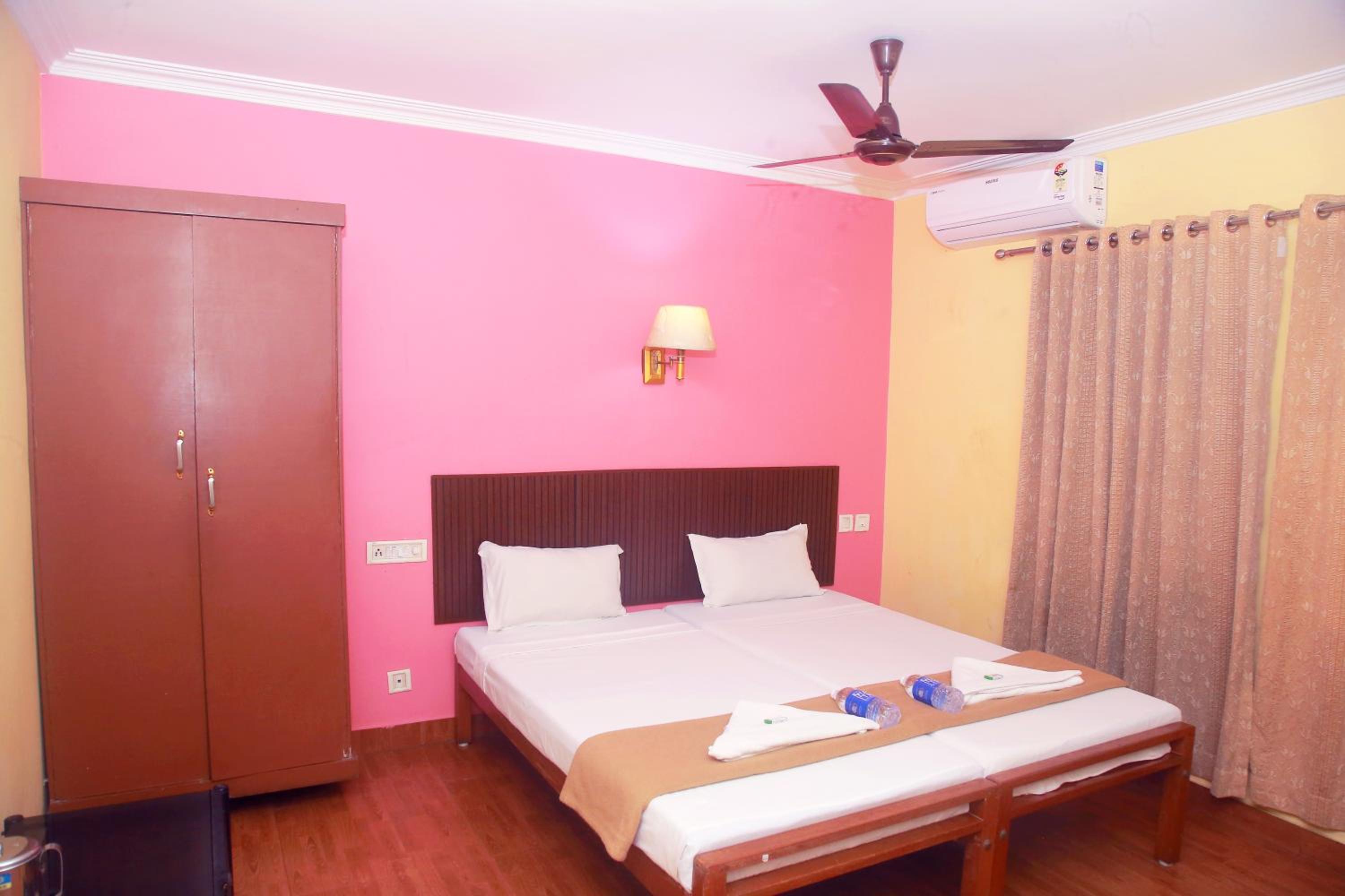 Deluxe Single Room photo 2