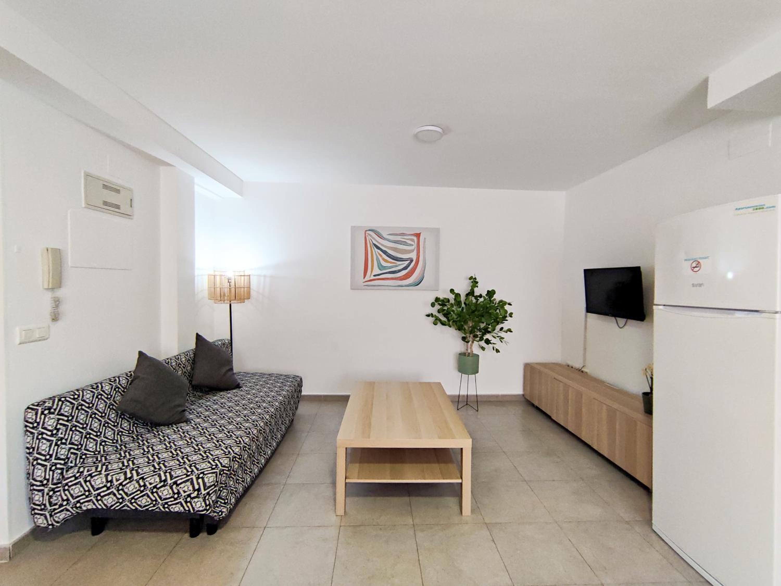 Two-Bedroom Superior Apartment photo 2