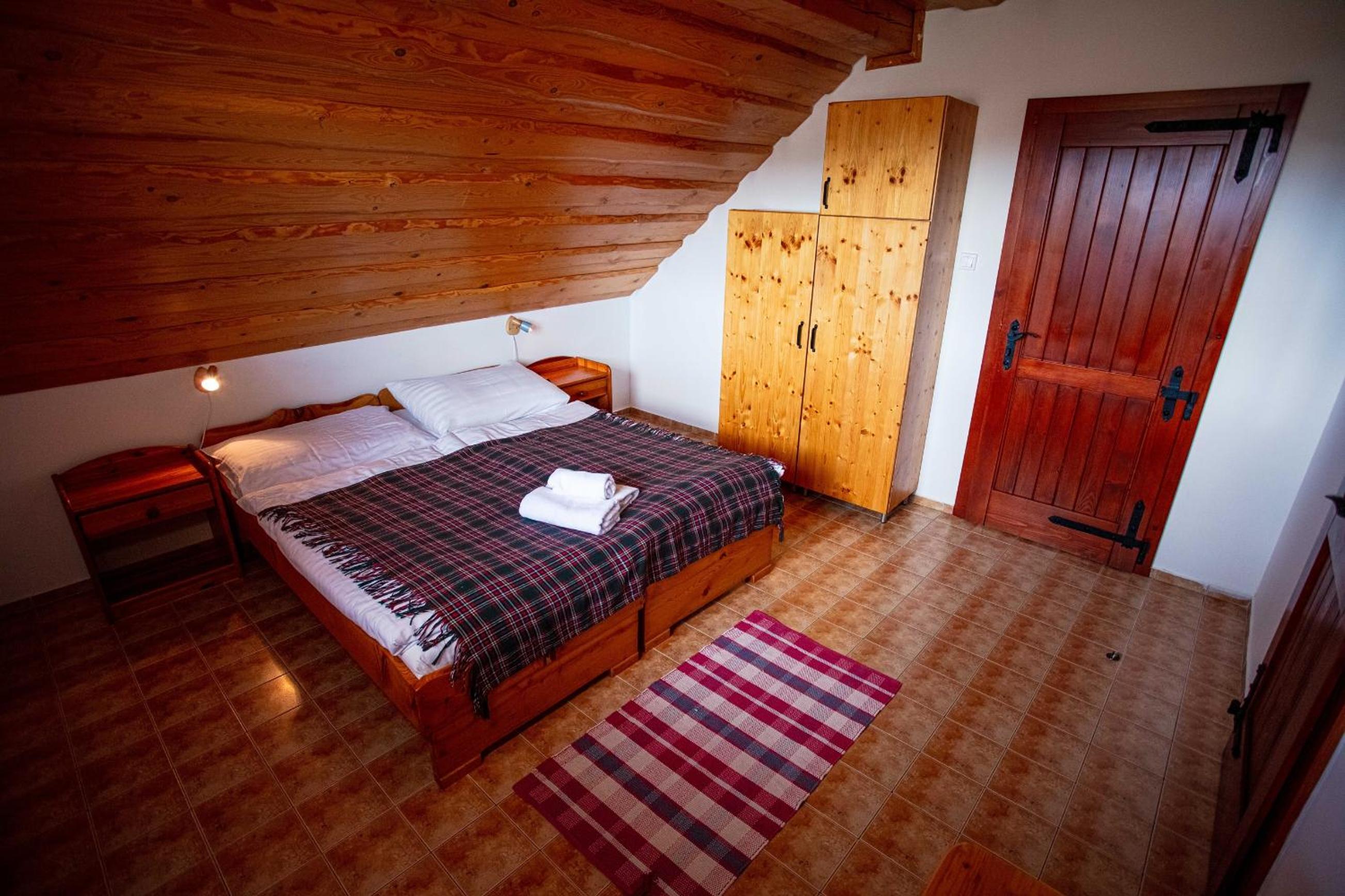 Standard Double or Twin Room photo 1