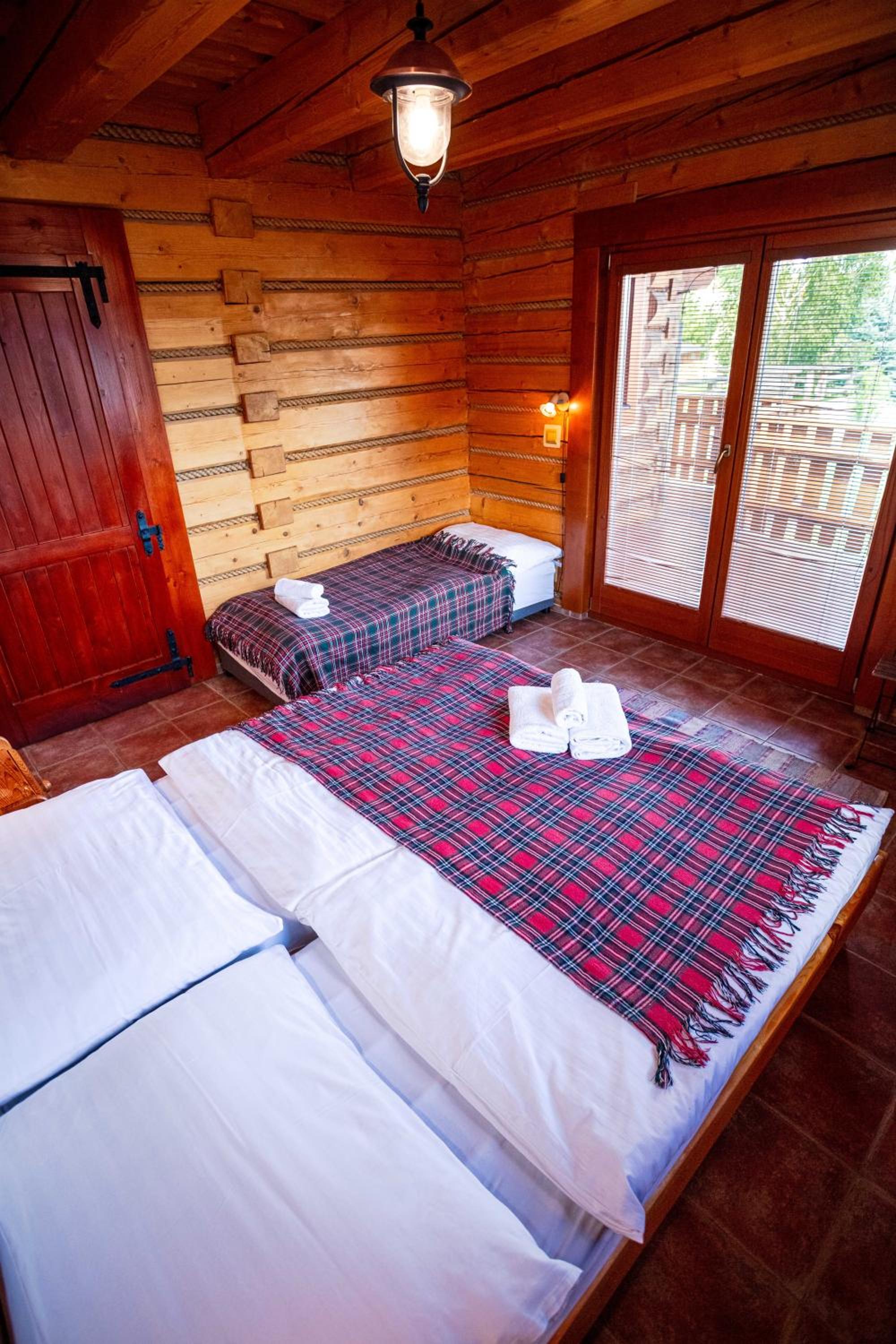 Triple Room with Balcony photo 1