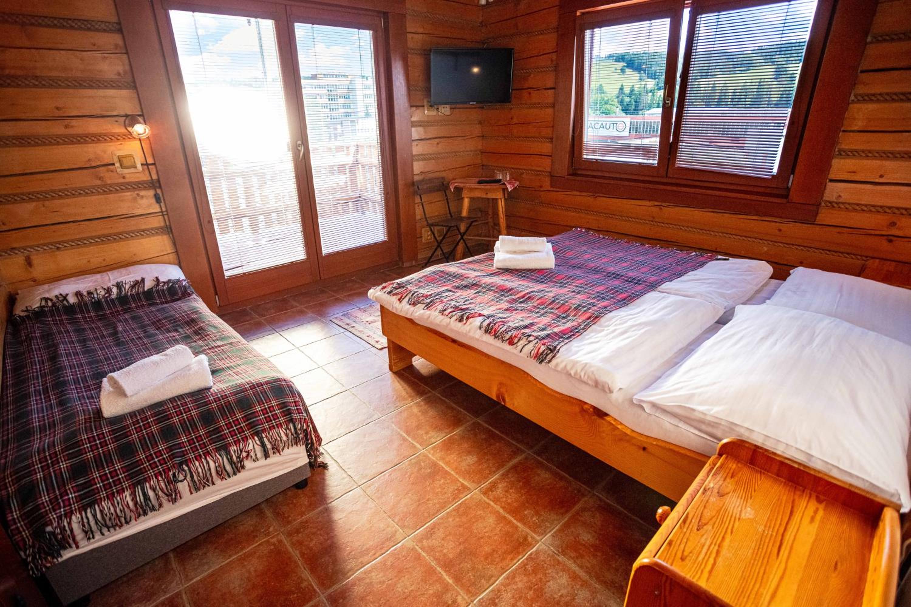 Triple Room with Terrace photo 3