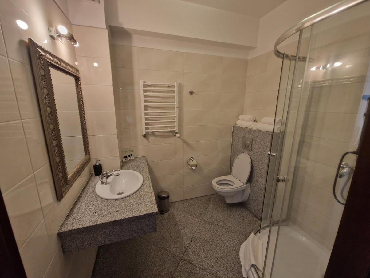 Double or Twin Room photo 2