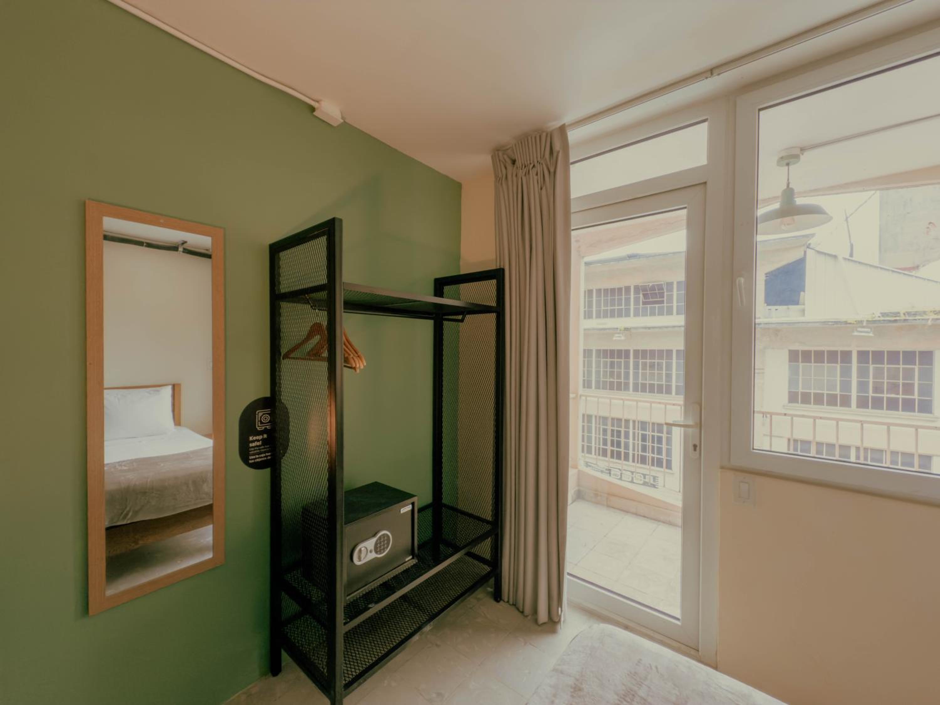 Quadruple Room photo 2