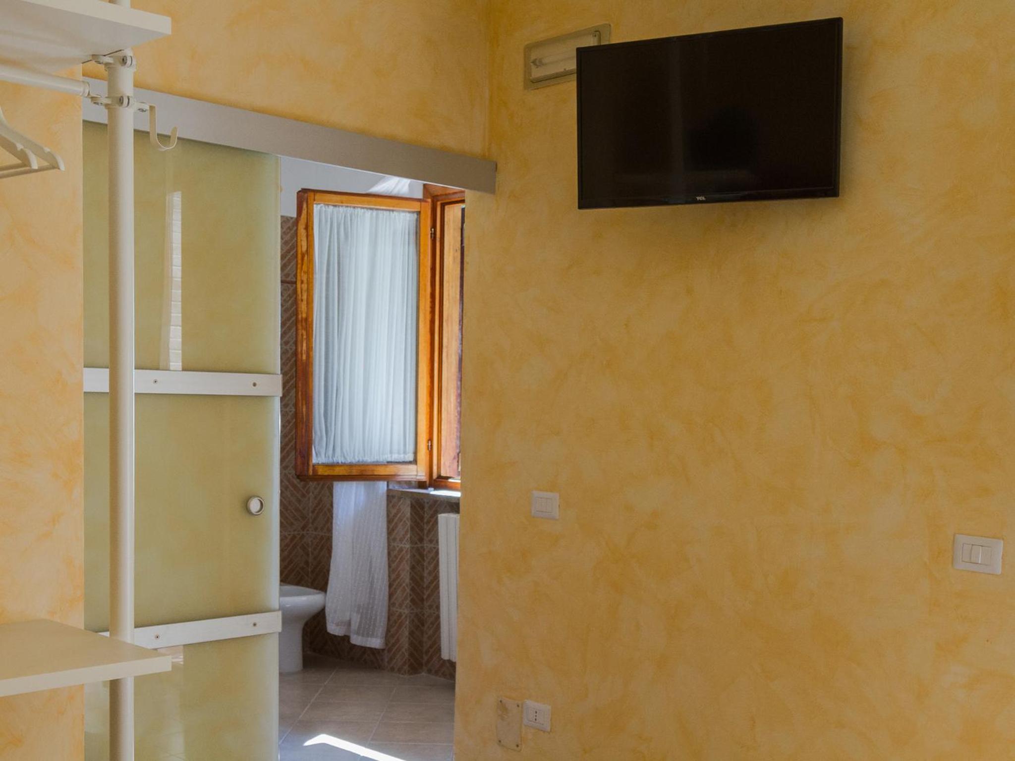 Double or Twin Room with Garden View photo 3