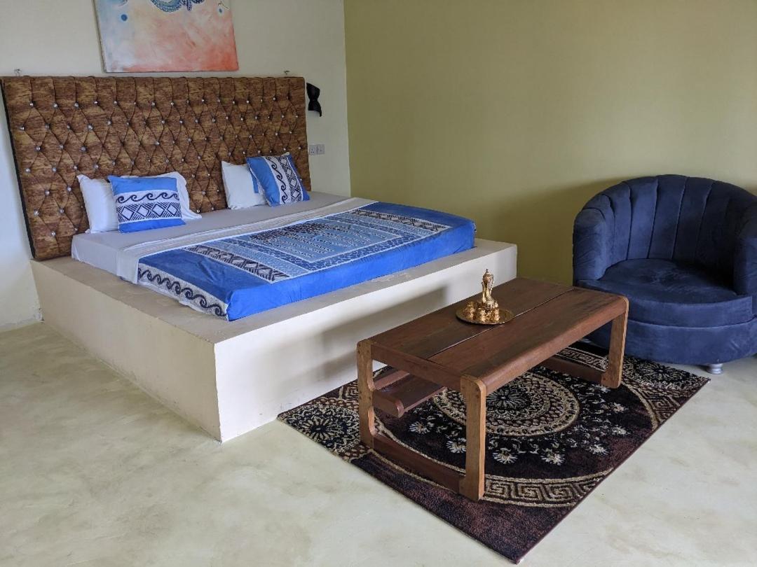 Superior Deluxe Double or Twin Room  - Photo 3
