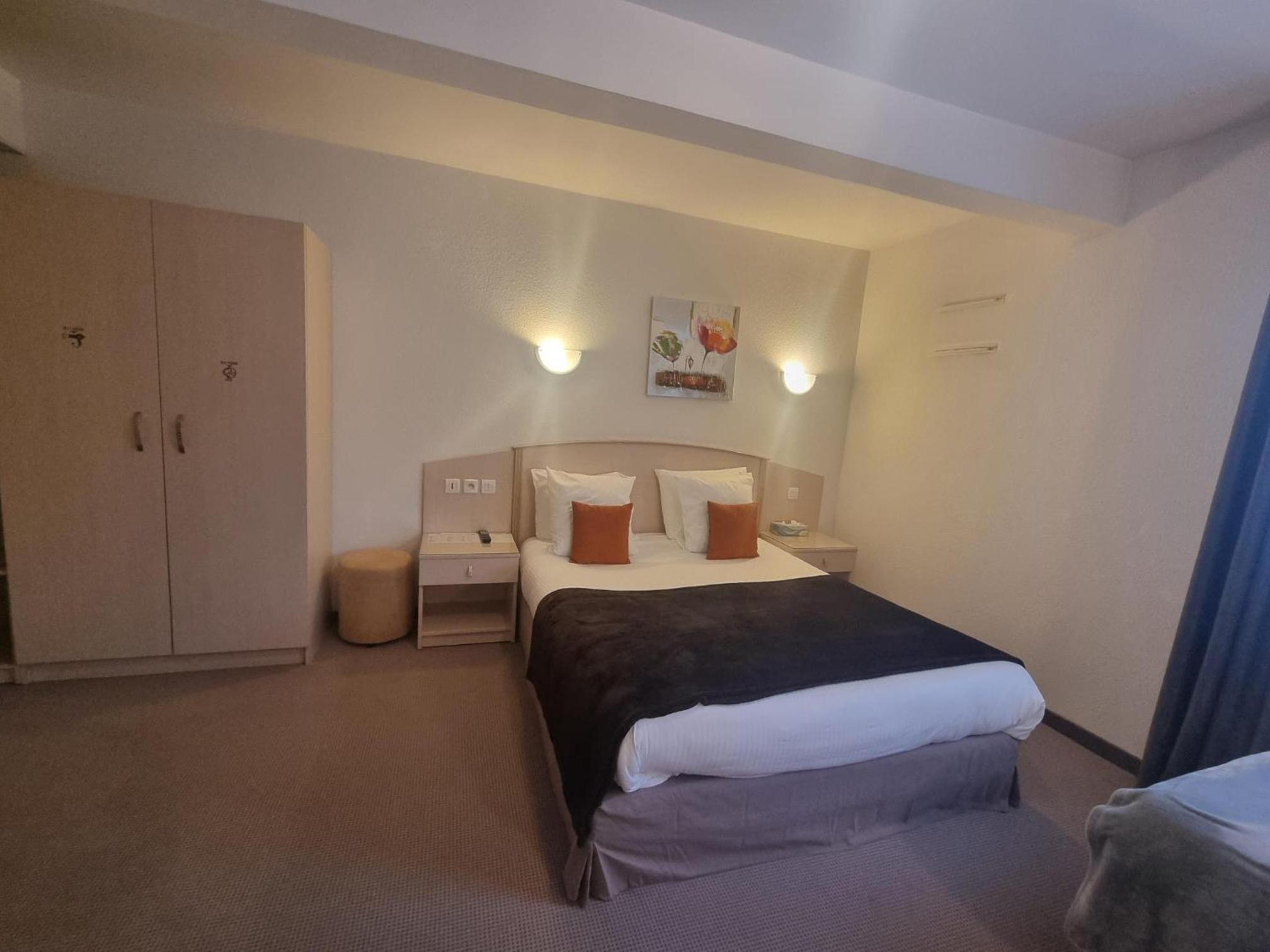 Quadruple Room - Photo 4