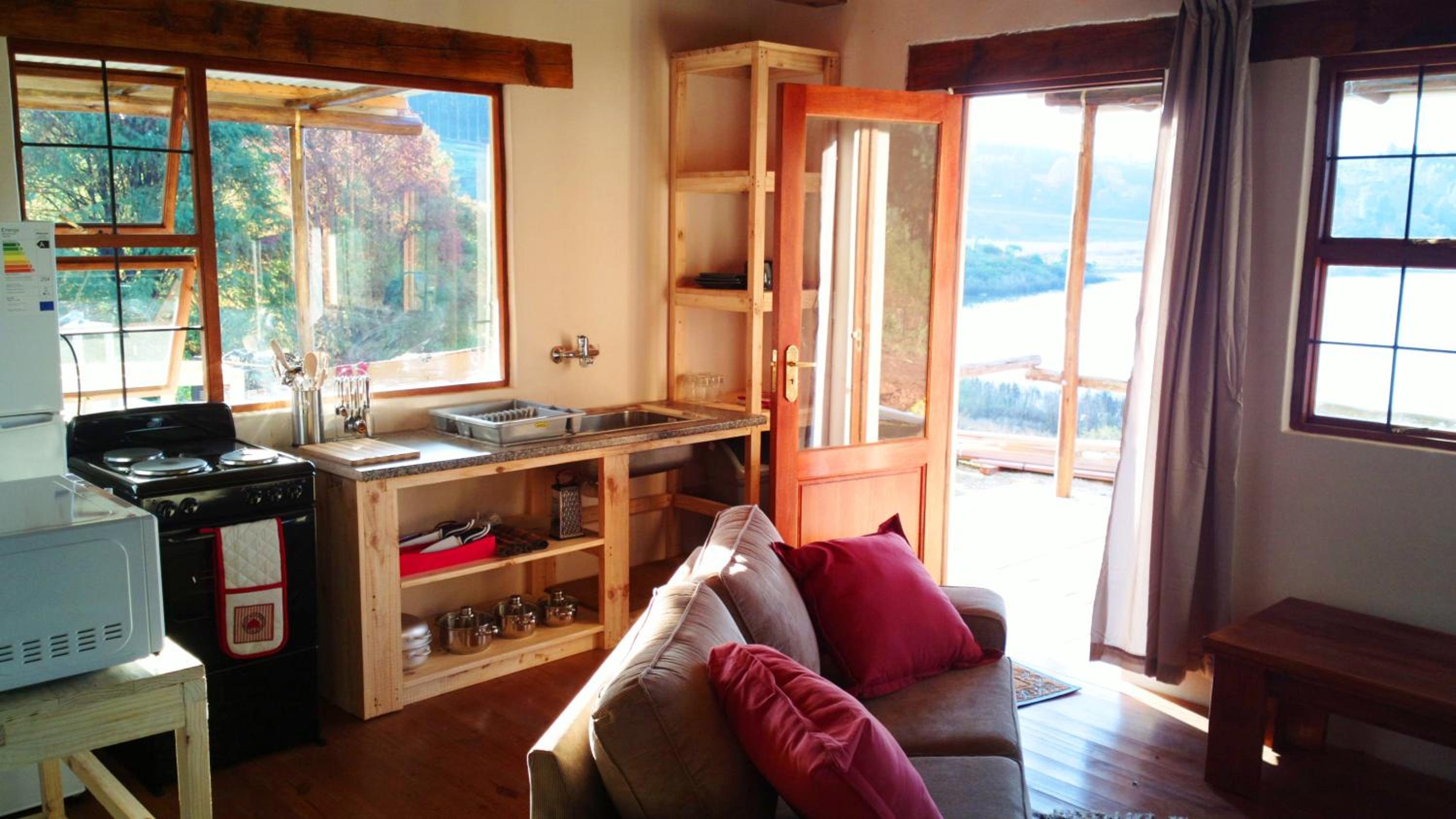 Honeymoon Cabin - Photo 10